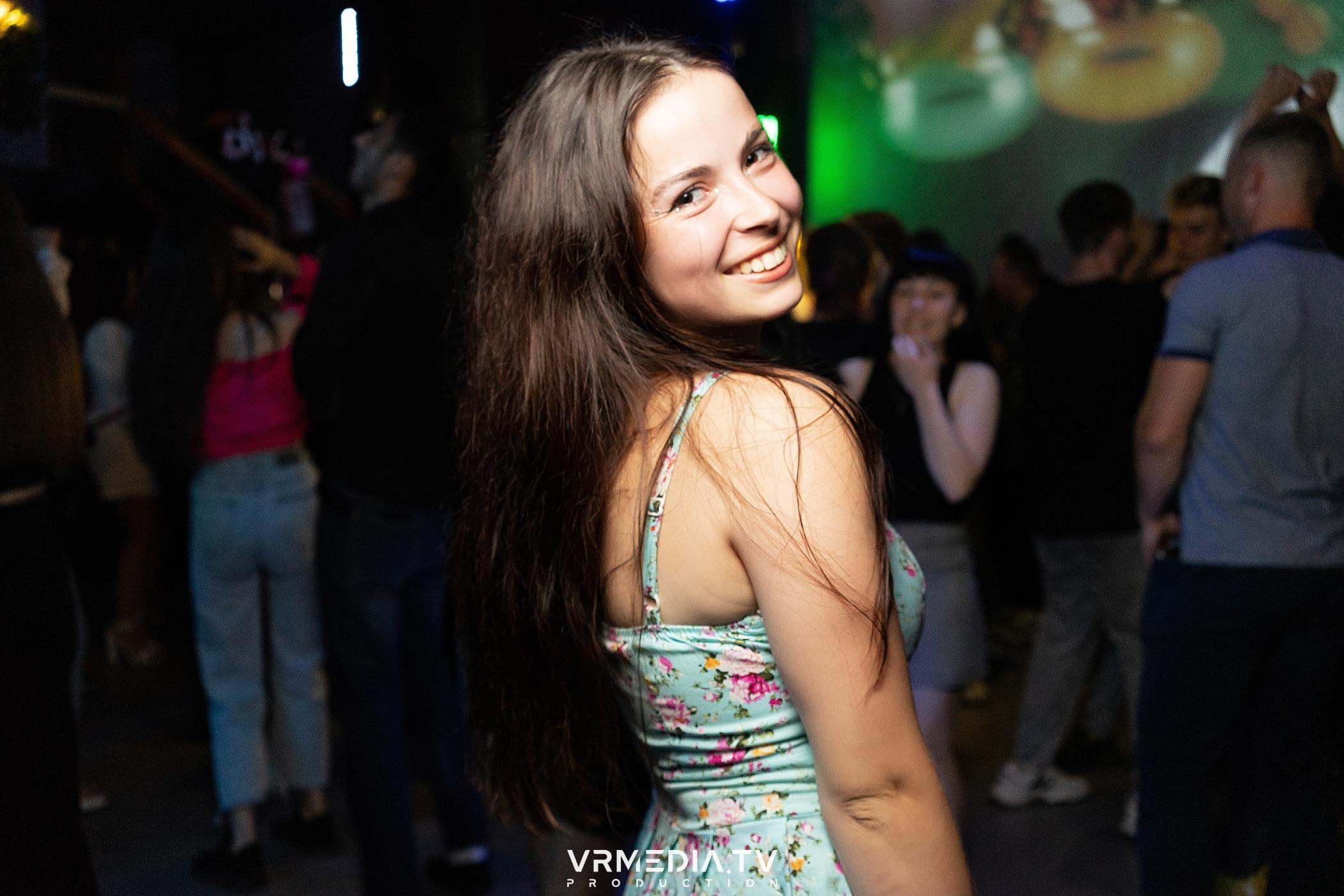 Выходные в баре «DOSKI»