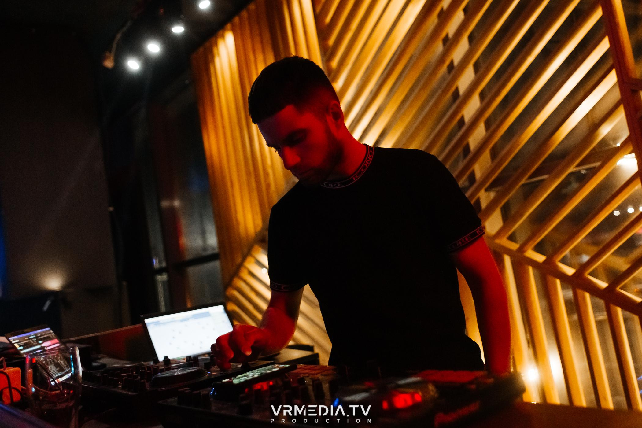 Выходные в баре «DOSKI»