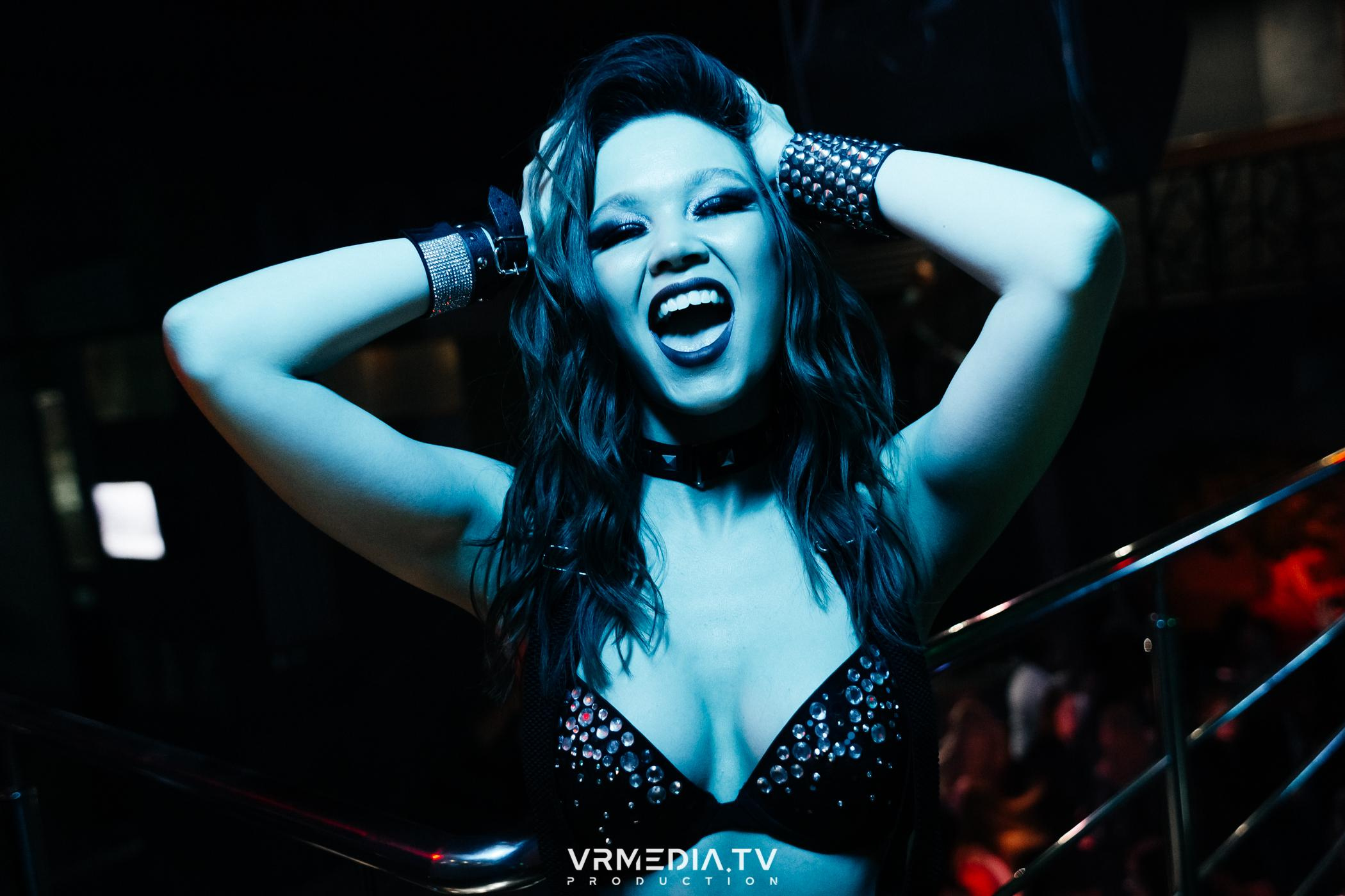 Выходные в баре «DOSKI»