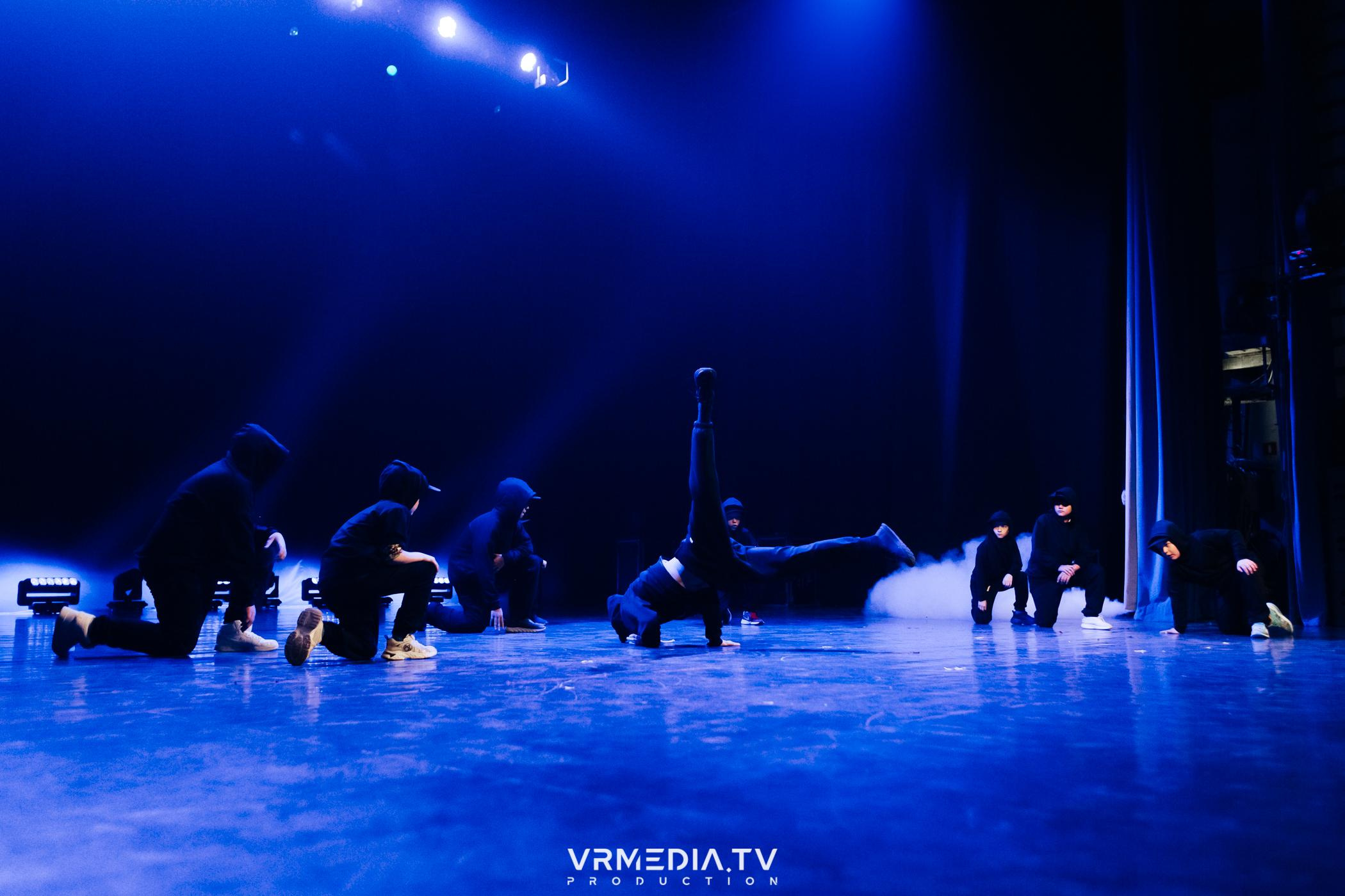 Пока все в доме