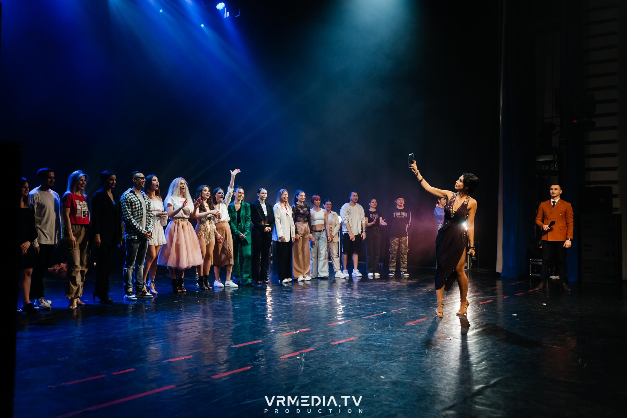 Пока все в доме