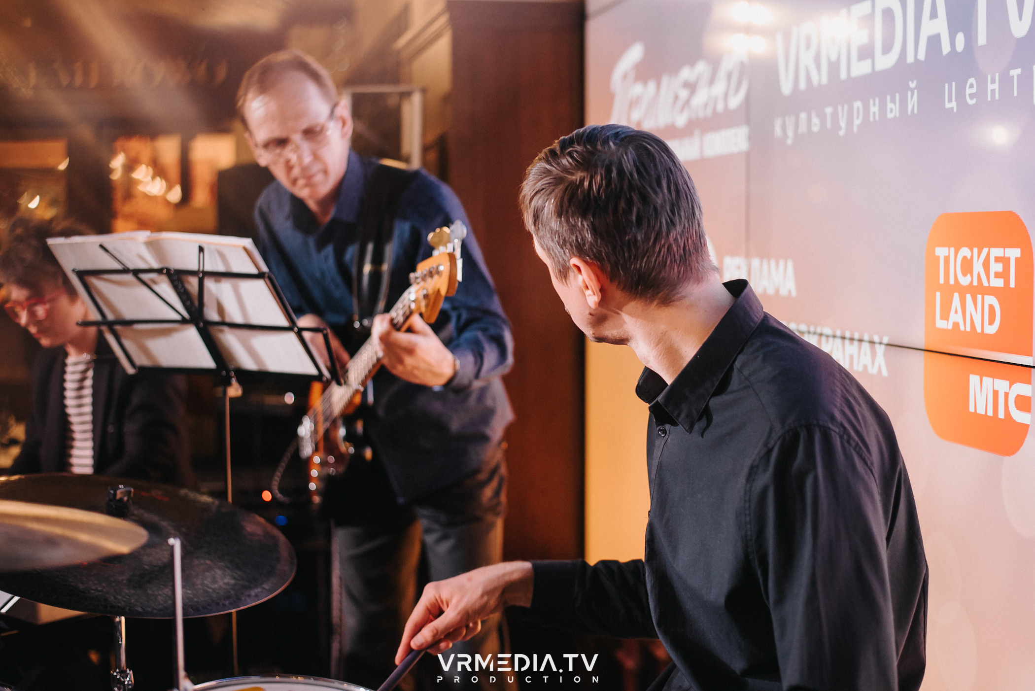 Джазовая среда: Лариса Вансию