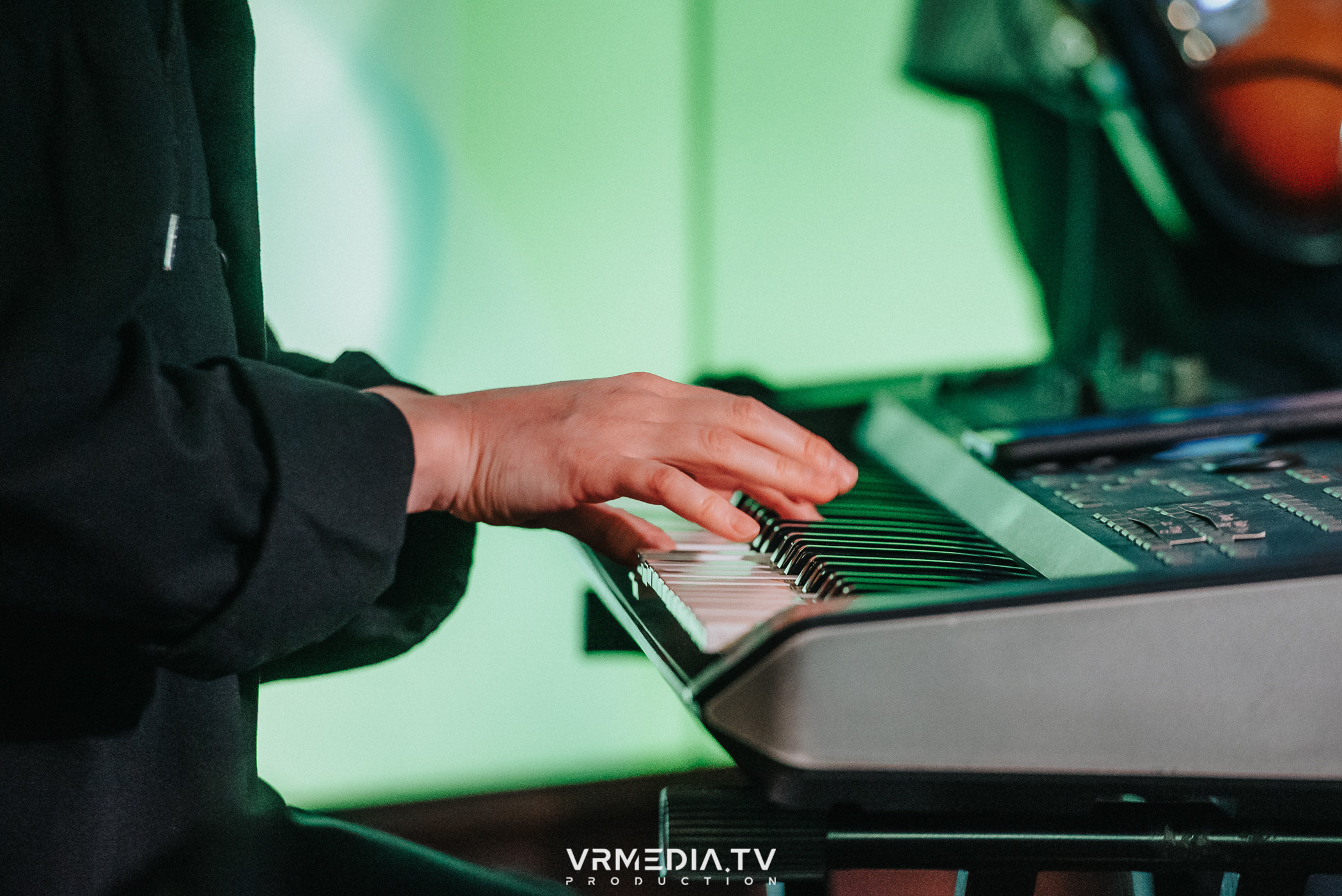 Джазовая среда: JAM SESSION