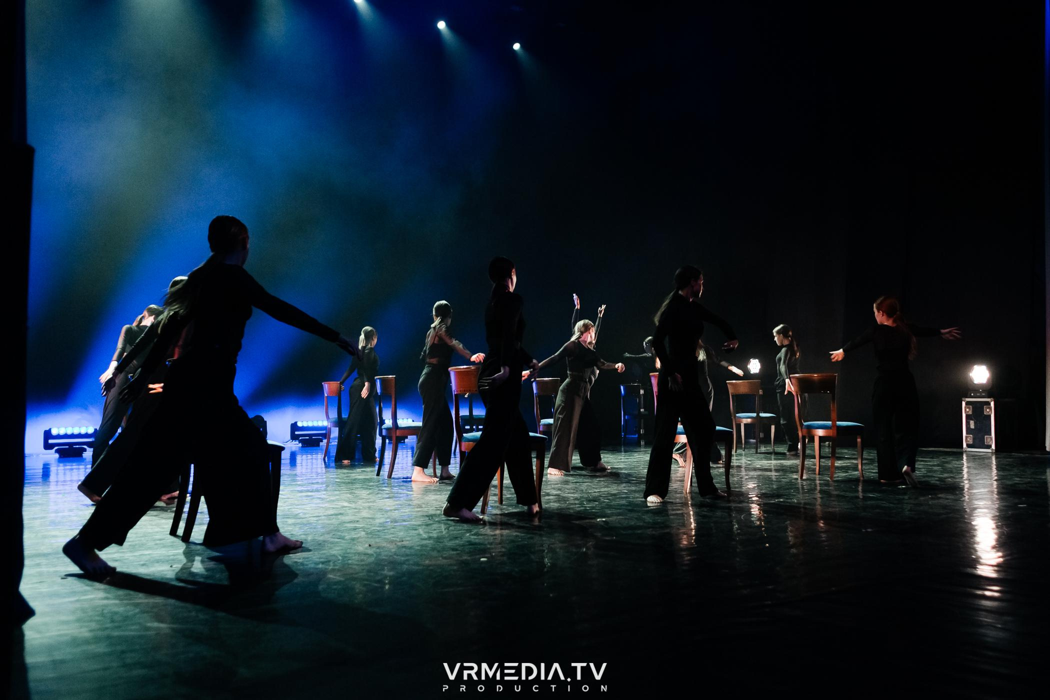 Пока все в доме