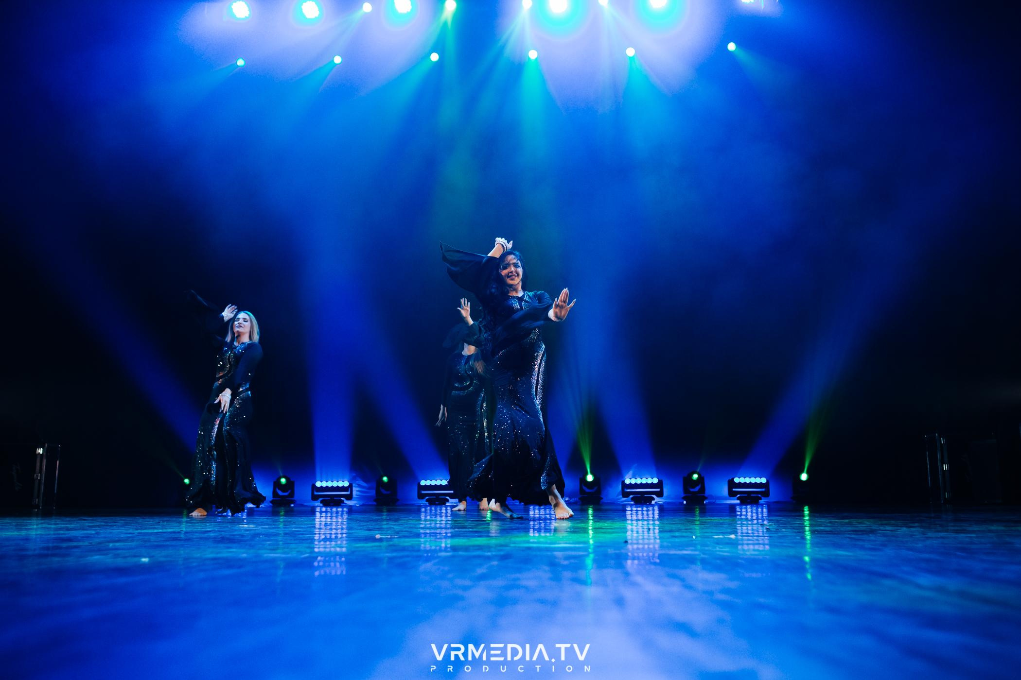 Пока все в доме