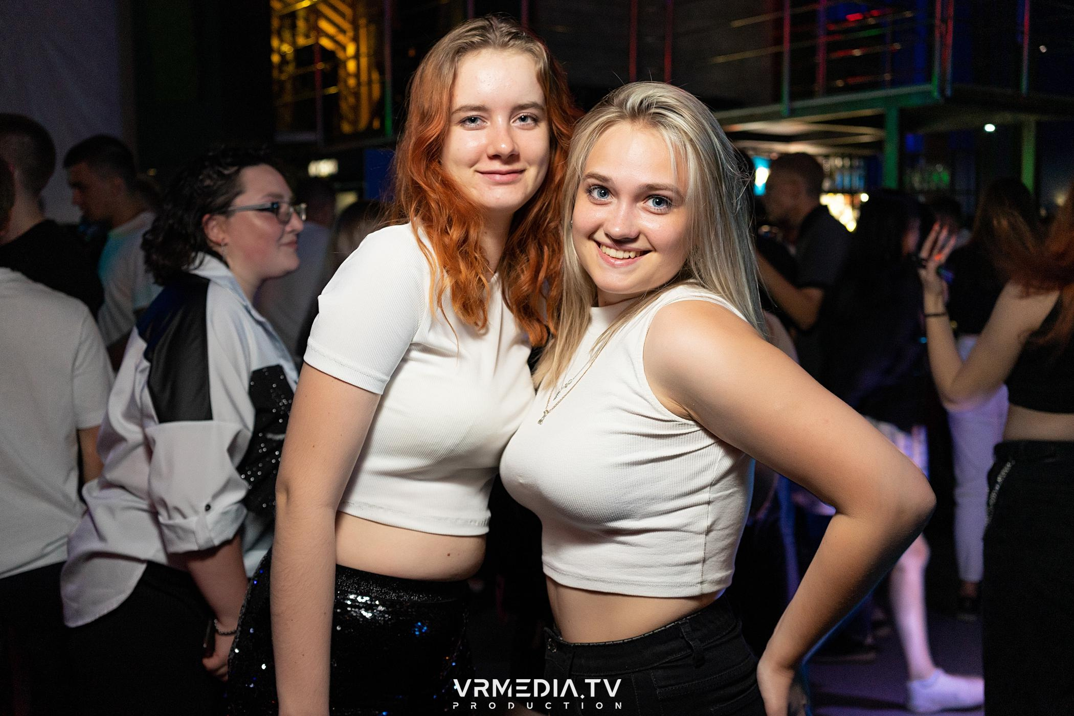 Выходные в баре «DOSKI»