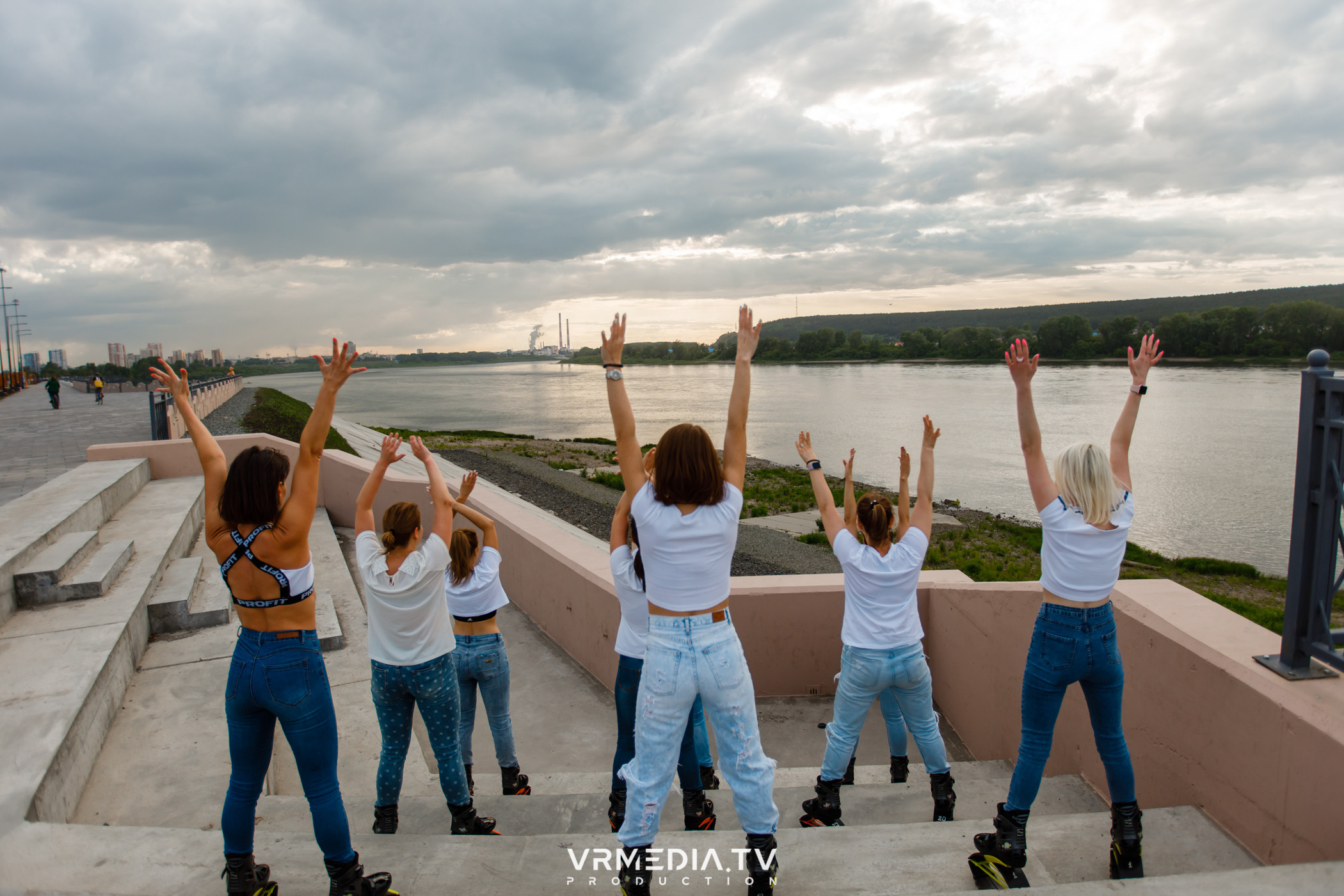 Открытая тренировка «Kangoo jumps»