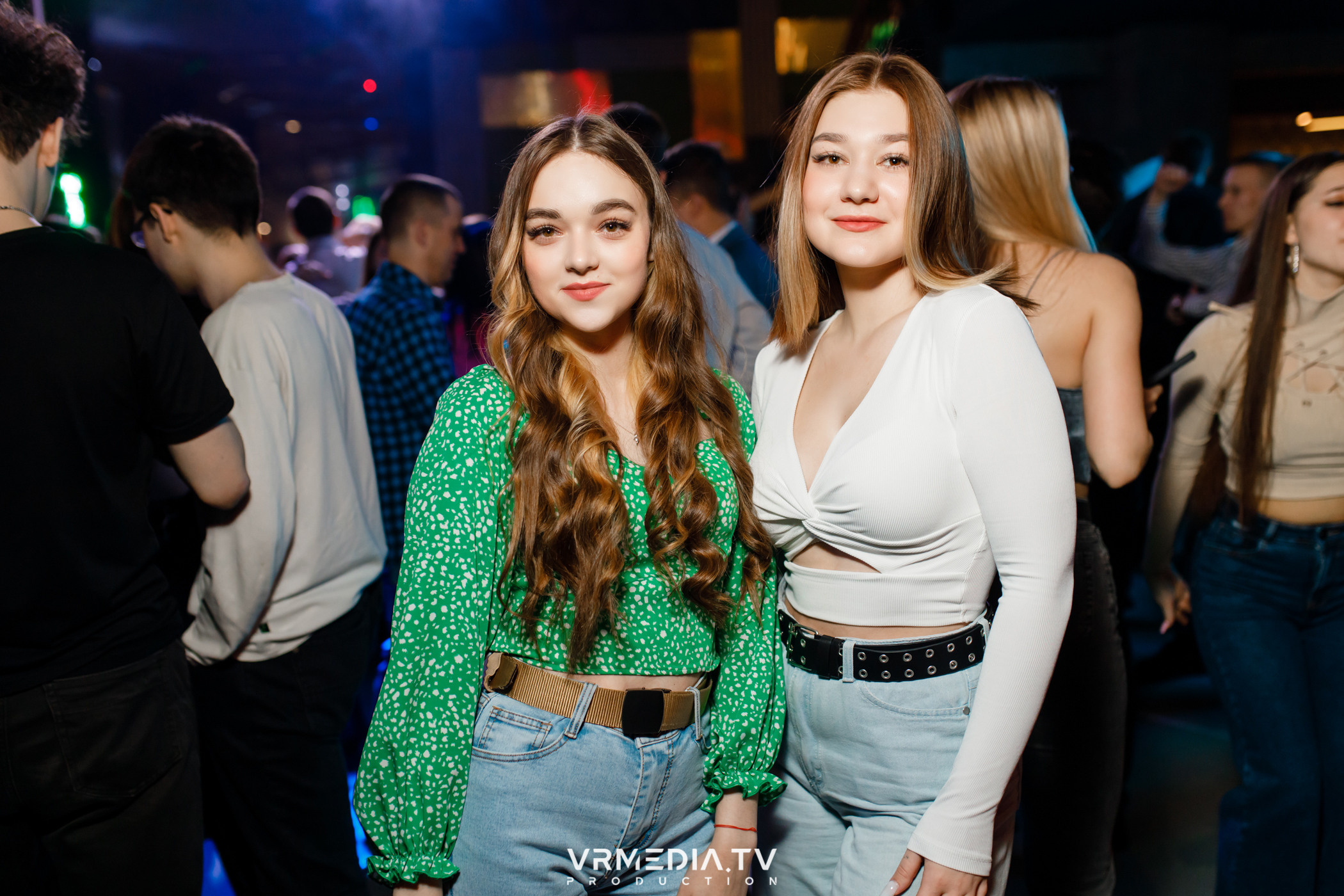 Выходные в баре «DOSKI»