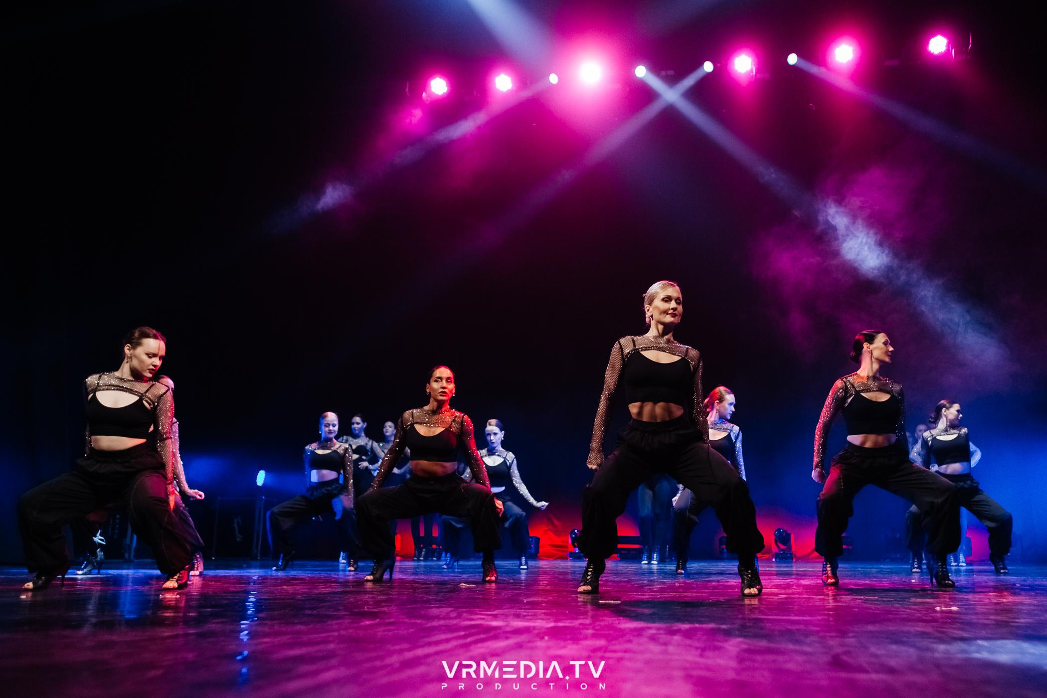 Пока все в доме