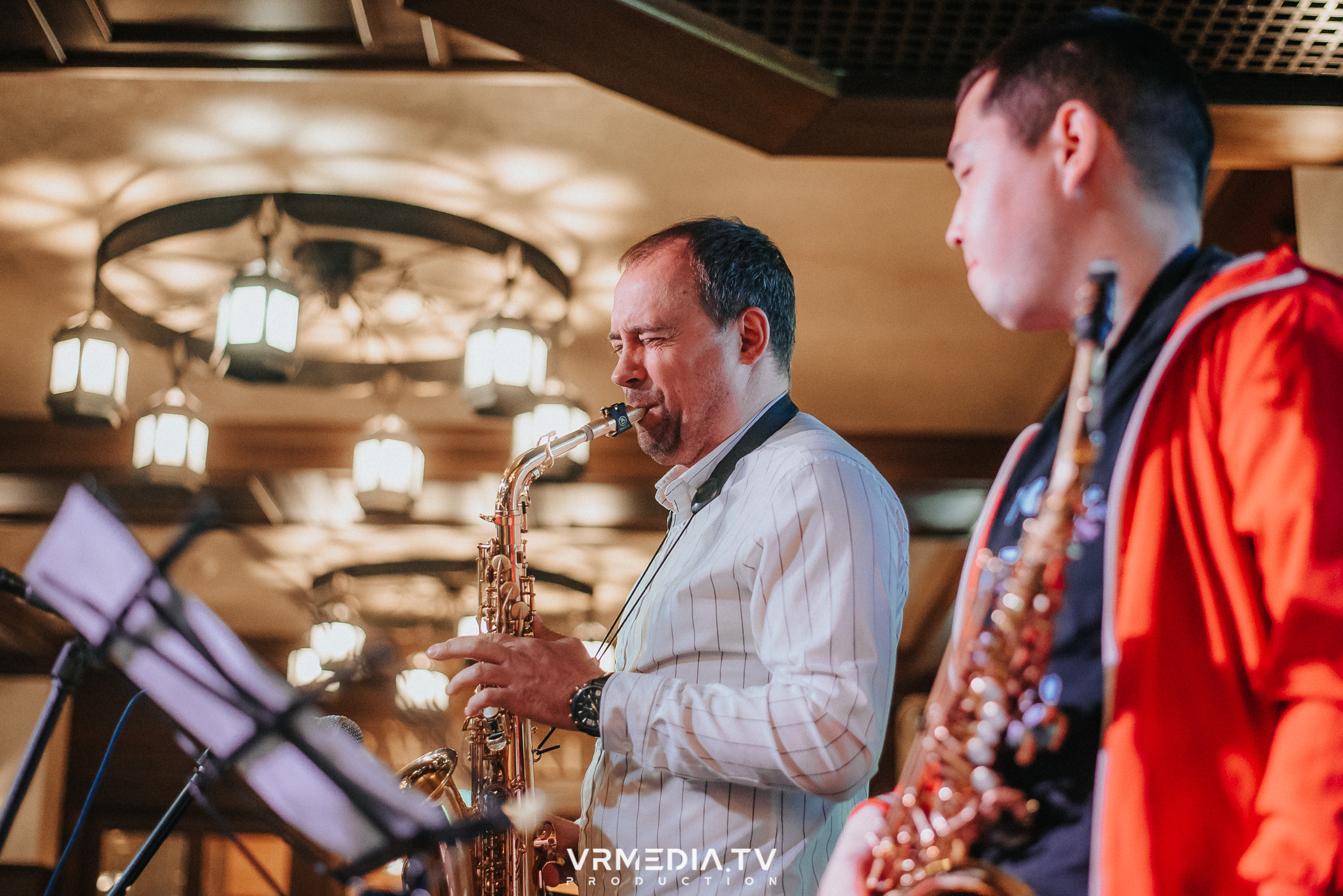 Джазовая среда: JAM SESSION