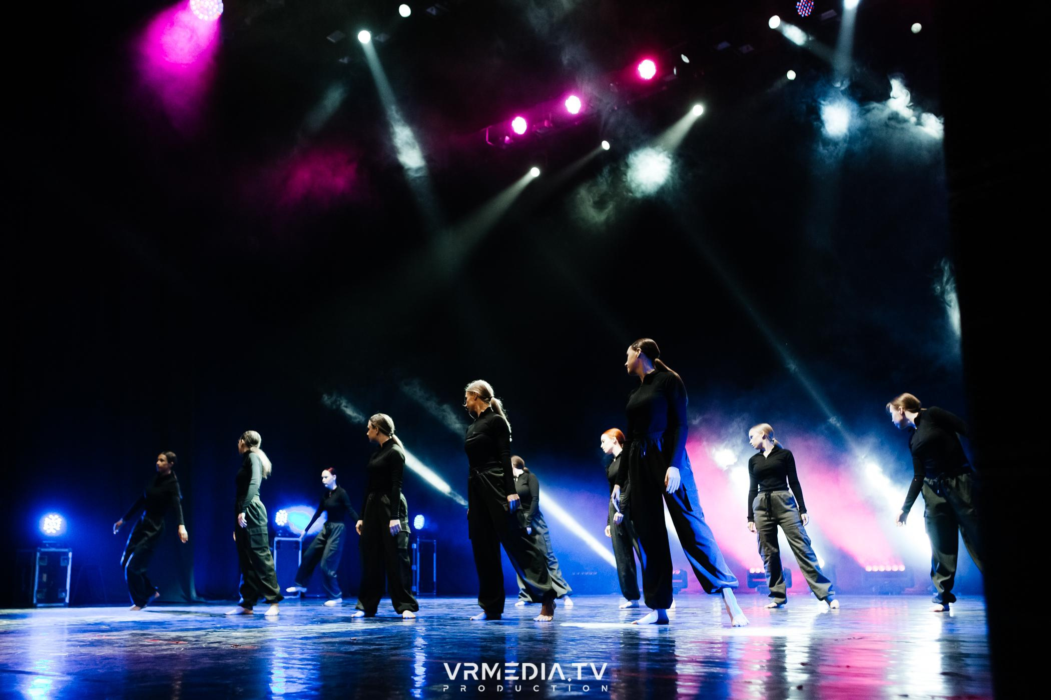 Пока все в доме