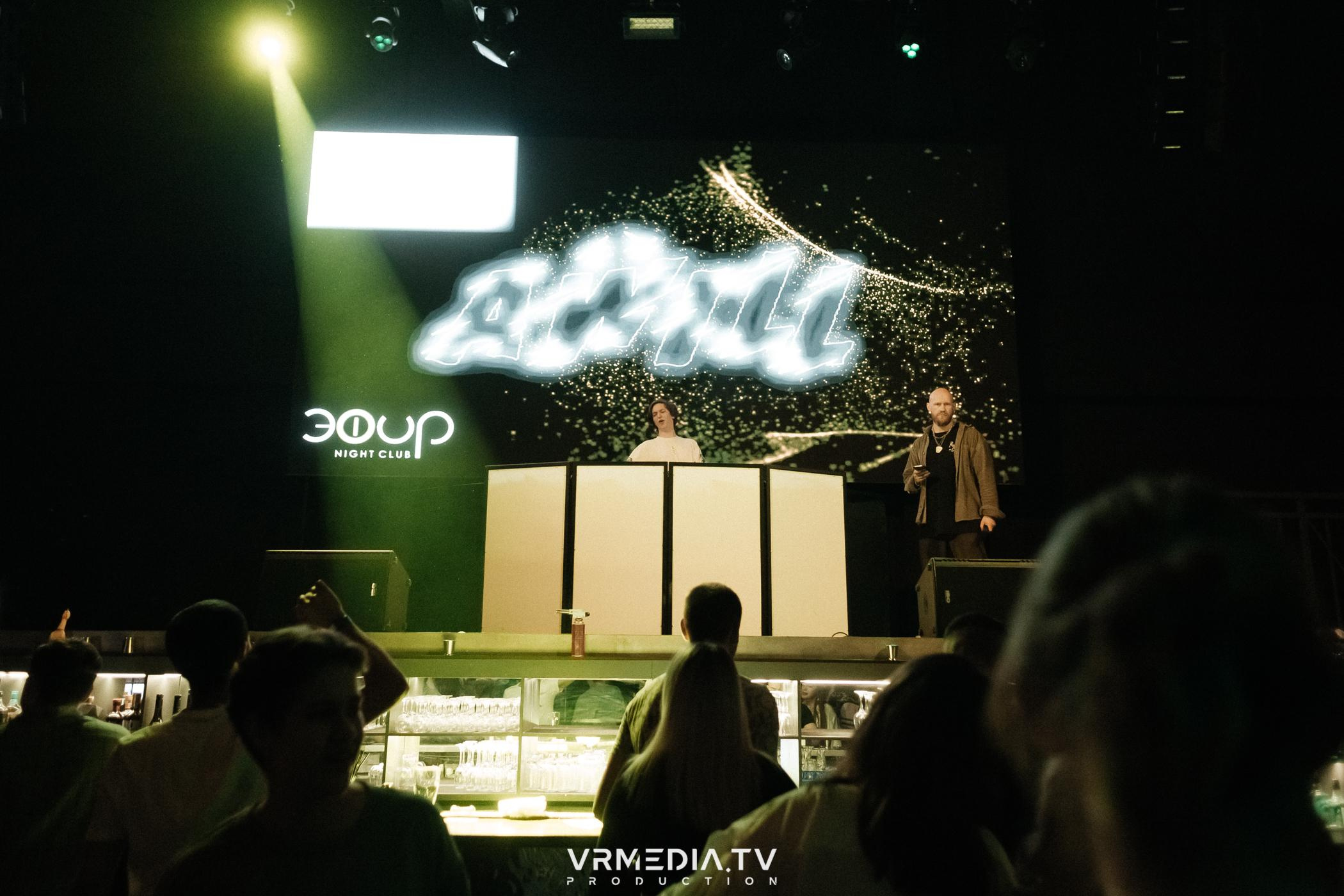 Выпускной школы диджеинга «Атмосфера»