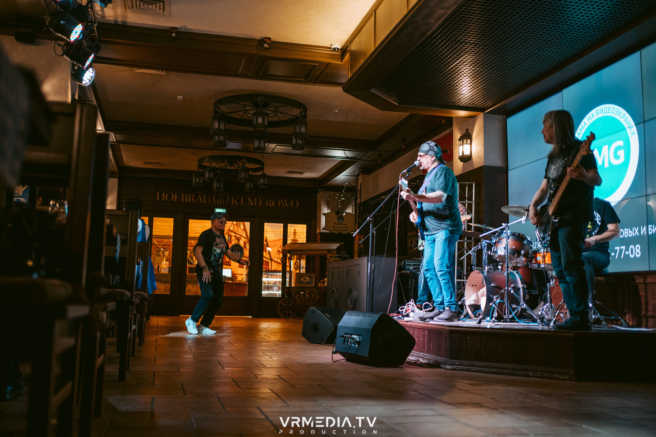 Джазовая среда: Капитан Дик (Новосибирск)