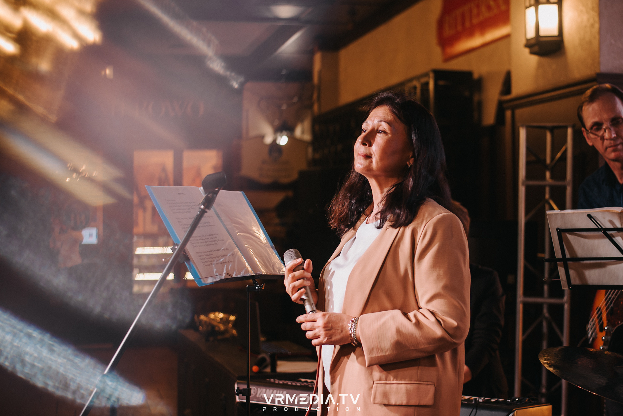 Джазовая среда: Лариса Вансию