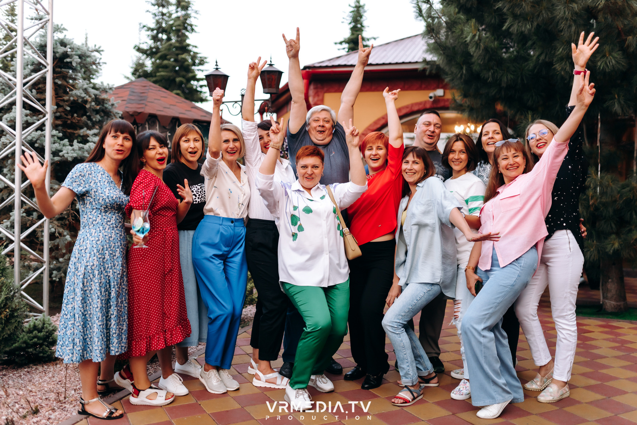 Выходные в баре «DOSKI»