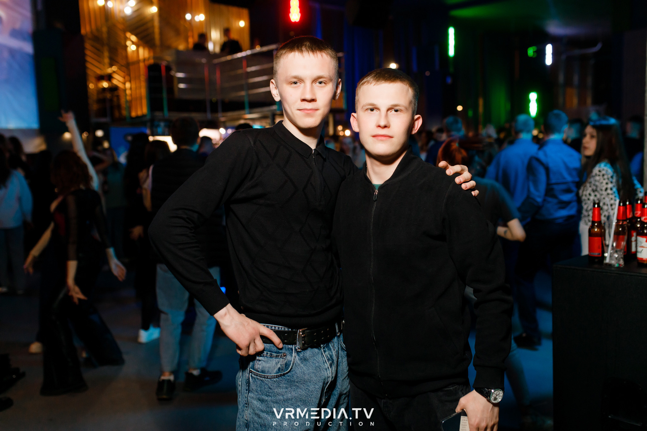 Выходные в баре «DOSKI»