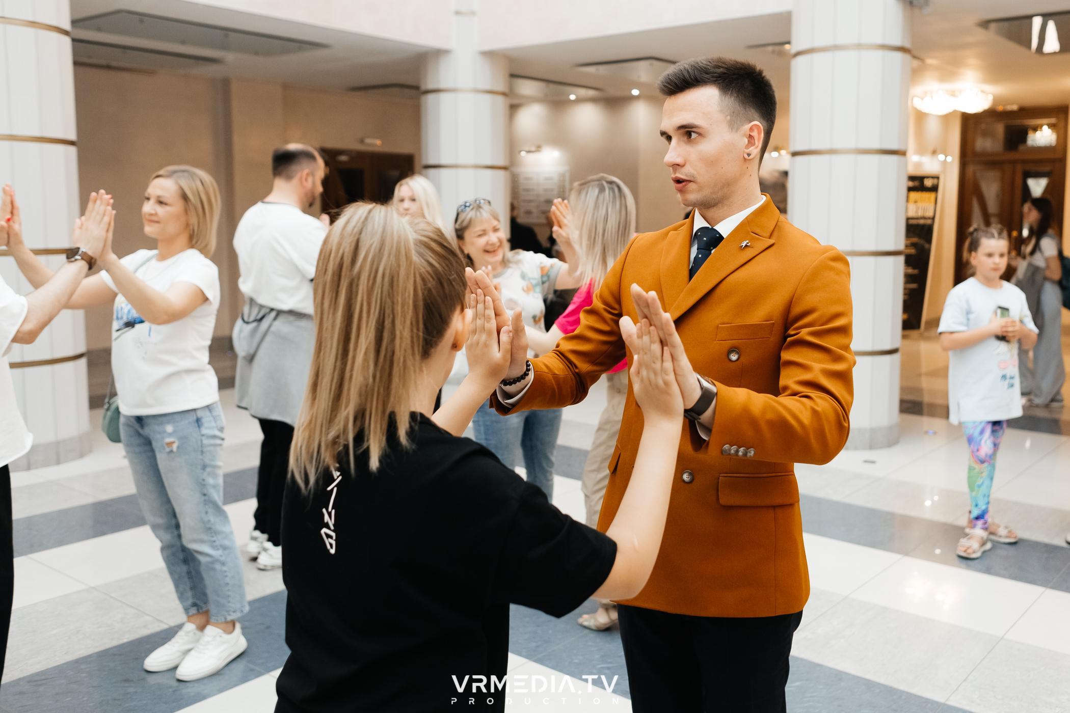 Пока все в доме