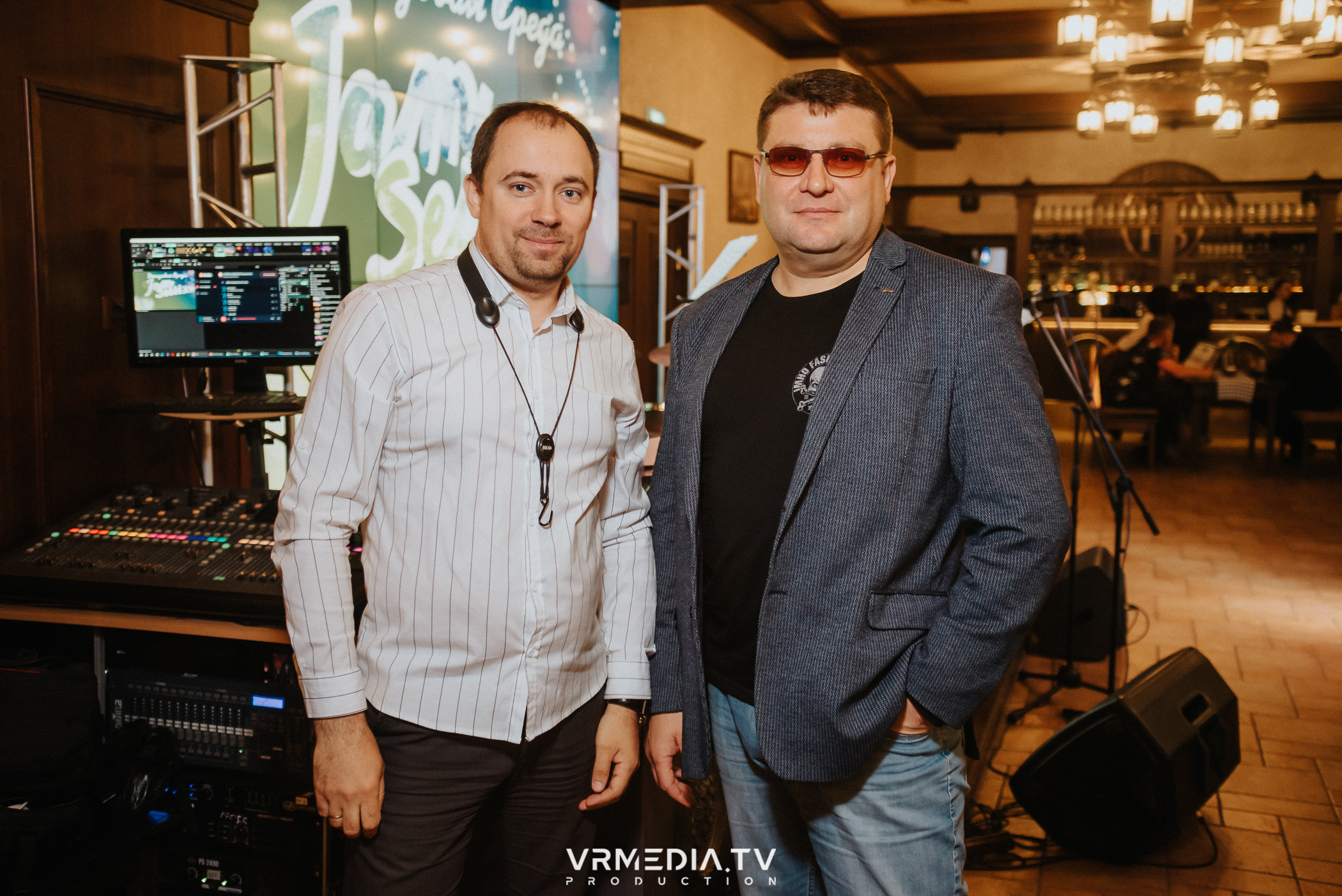 Джазовая среда: JAM SESSION