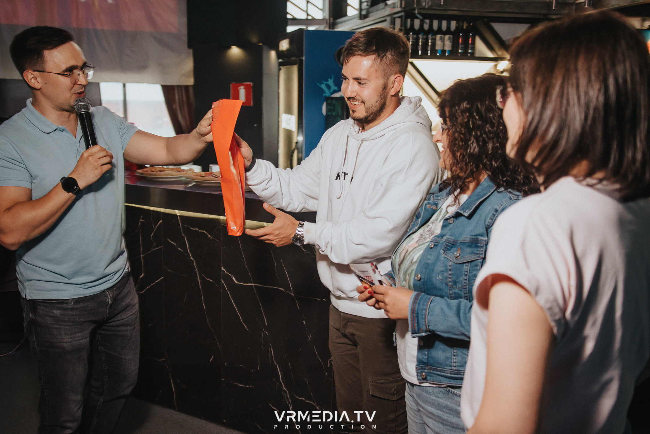 WoW QuiZ в баре «DOSKI»