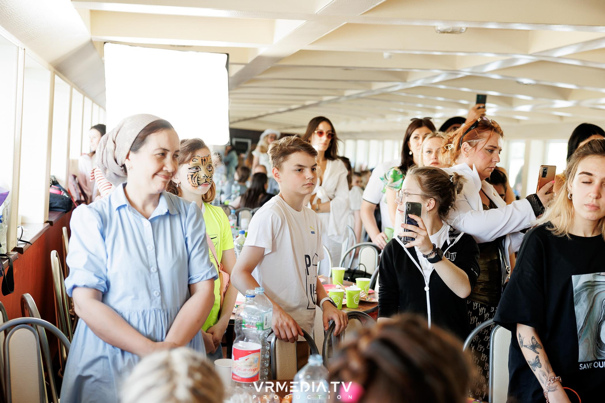 LEOMAR PRODUCTION: 8 БЛАГОТВОРИТЕЛЬНЫЙ КОНЦЕРТ «БАТЛ ГОЛОСОВ-ПЛЫВЕТ П