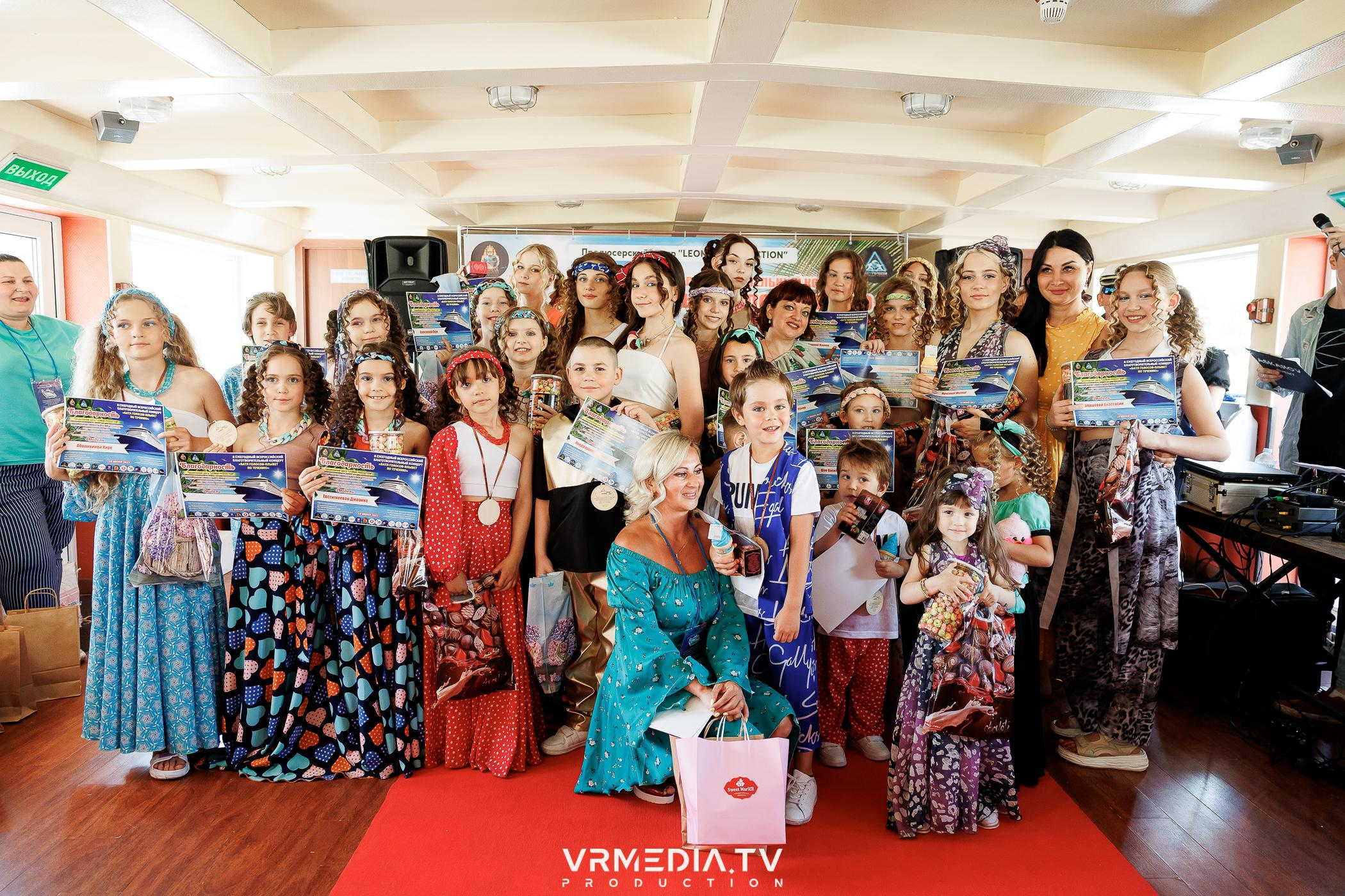 LEOMAR PRODUCTION: 8 БЛАГОТВОРИТЕЛЬНЫЙ КОНЦЕРТ «БАТЛ ГОЛОСОВ-ПЛЫВЕТ П