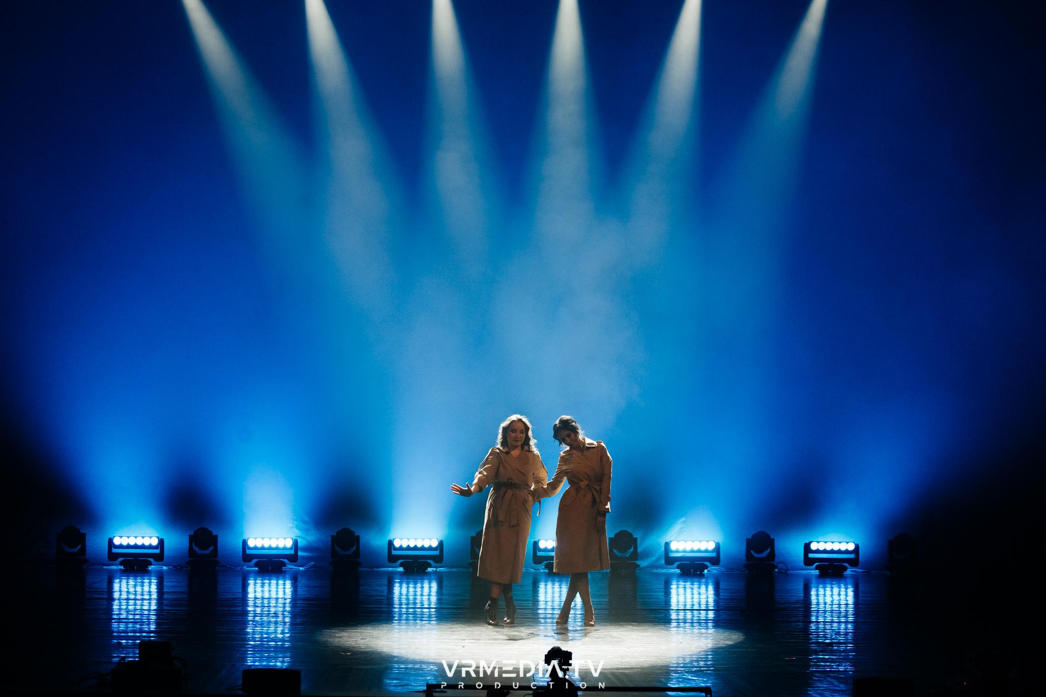 Пока все в доме