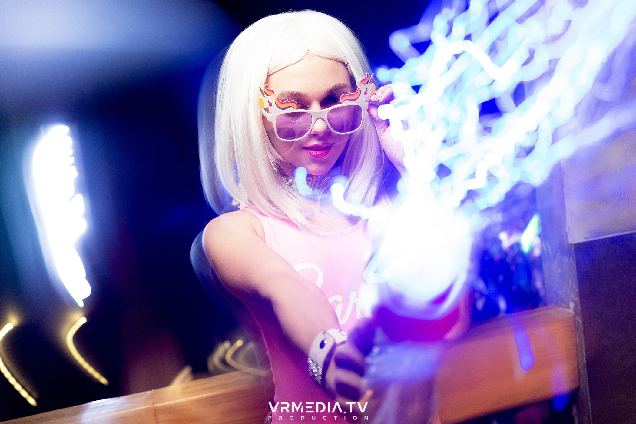 Выходные в баре «DOSKI»