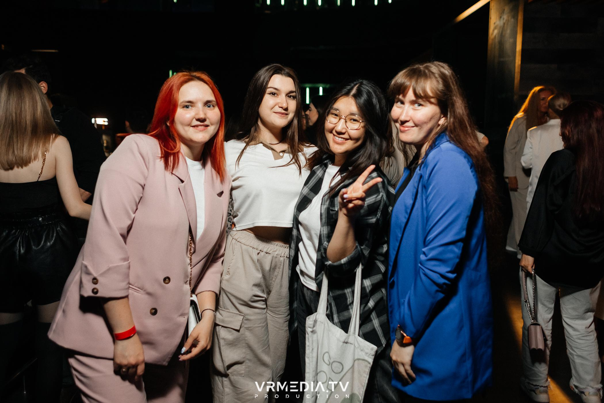 Выпускной школы диджеинга «Атмосфера»