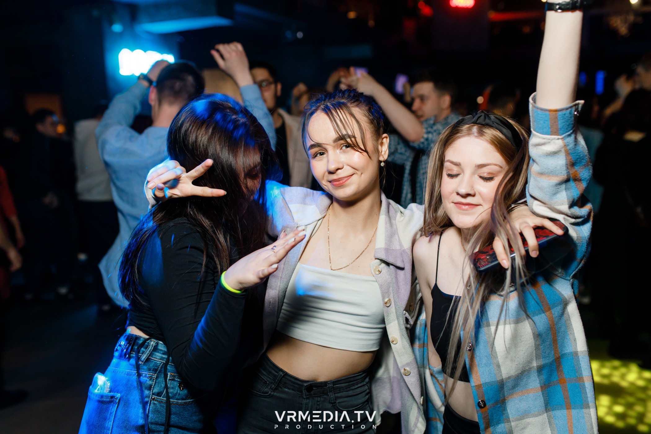 Выходные в баре «DOSKI»