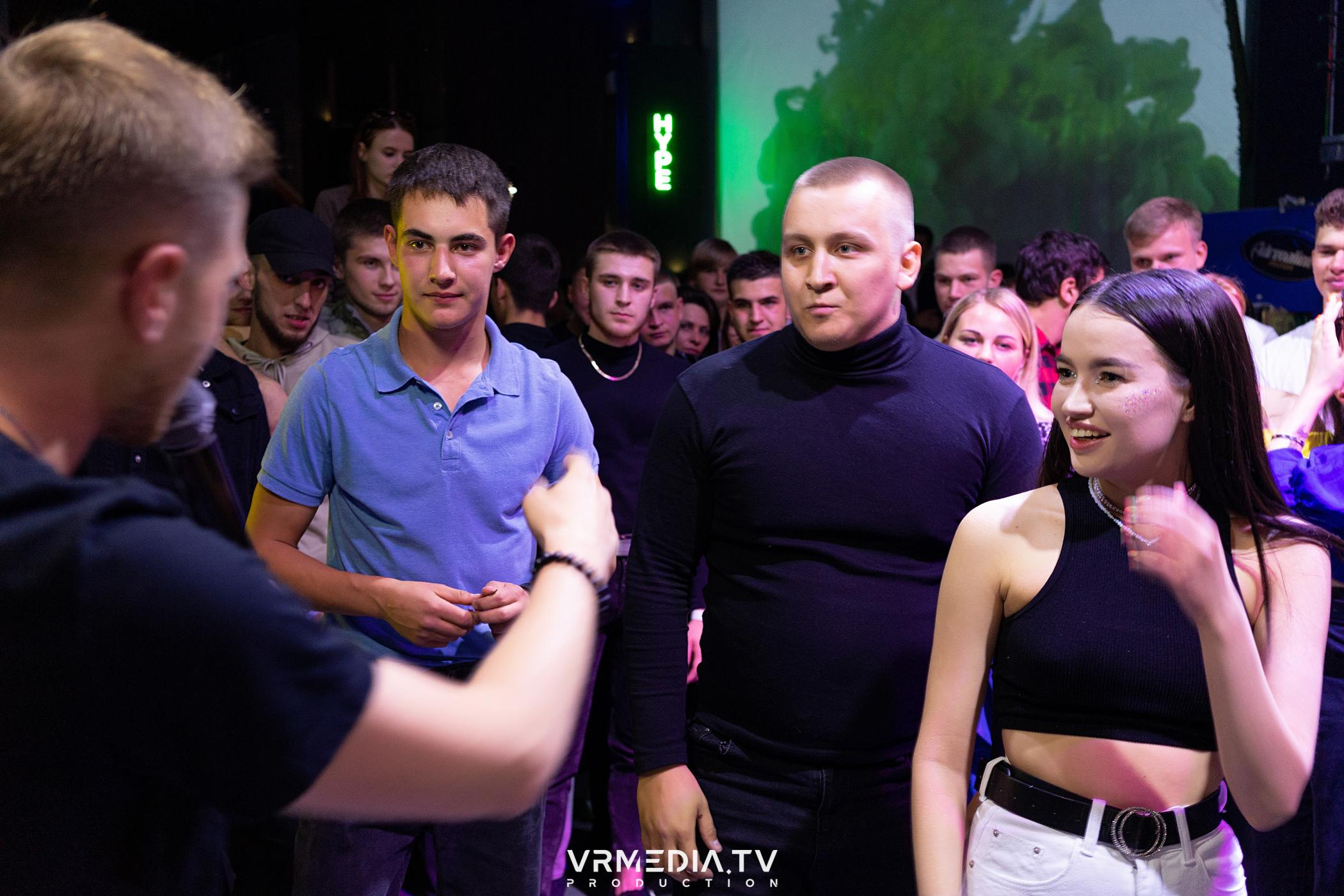 Выходные в баре «DOSKI»