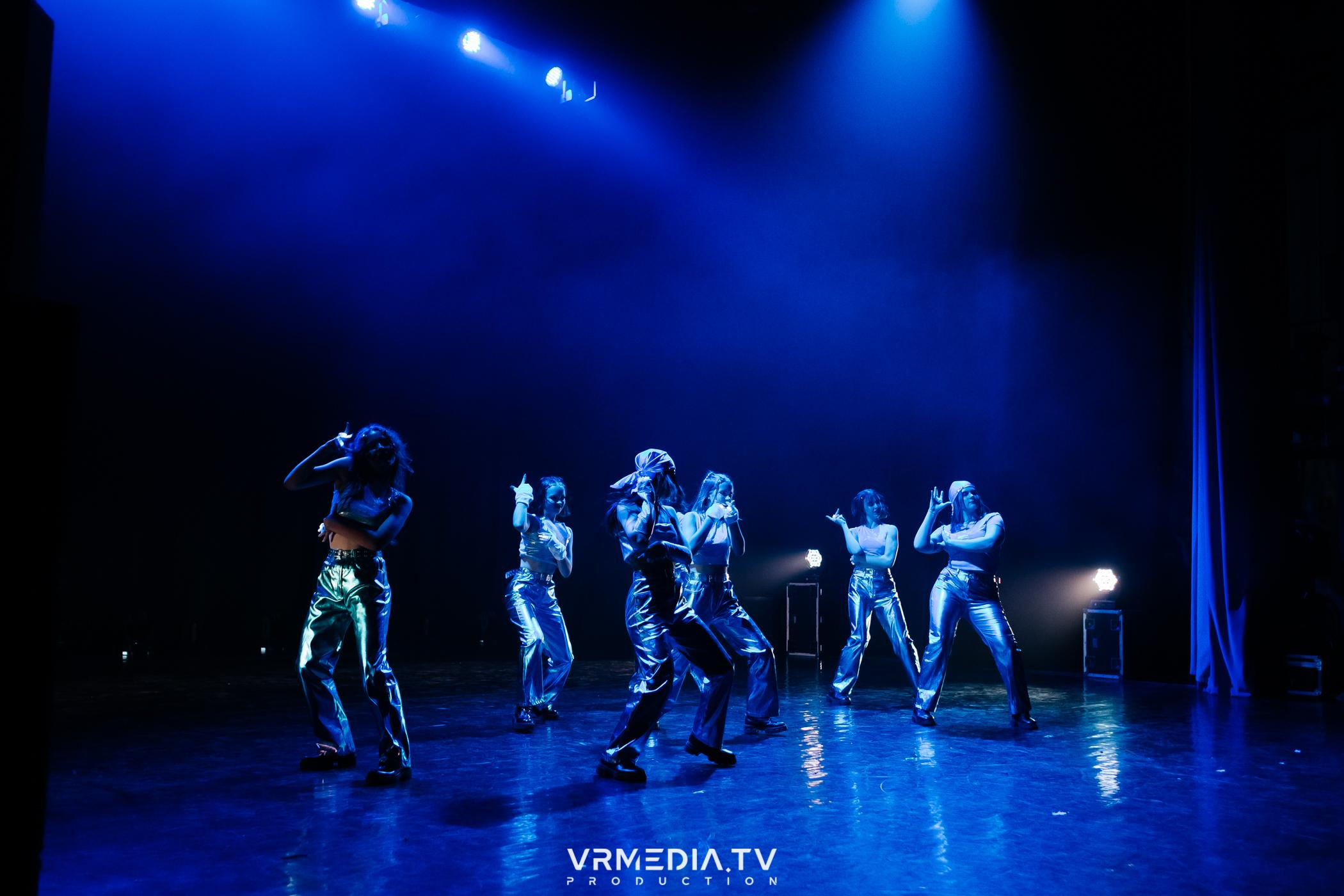 Пока все в доме