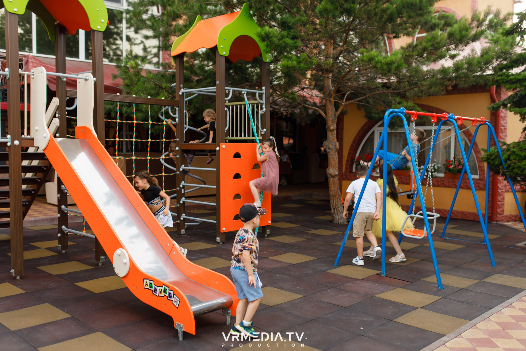 Выходные в ресторане «Лазурный берег»