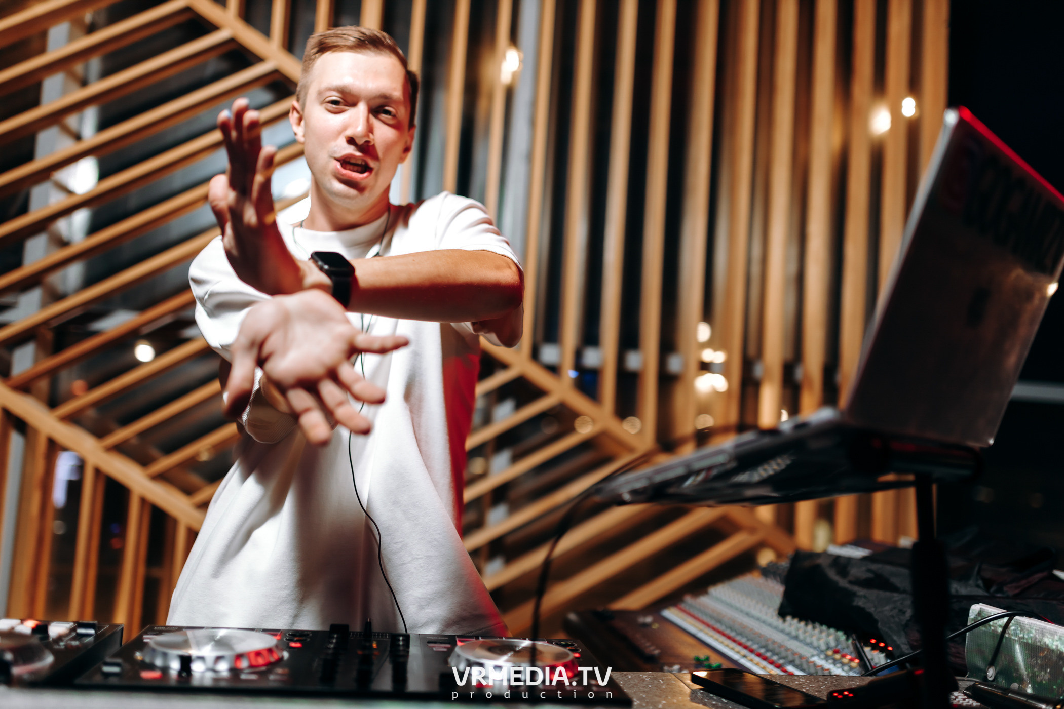 Выходные в баре «DOSKI»