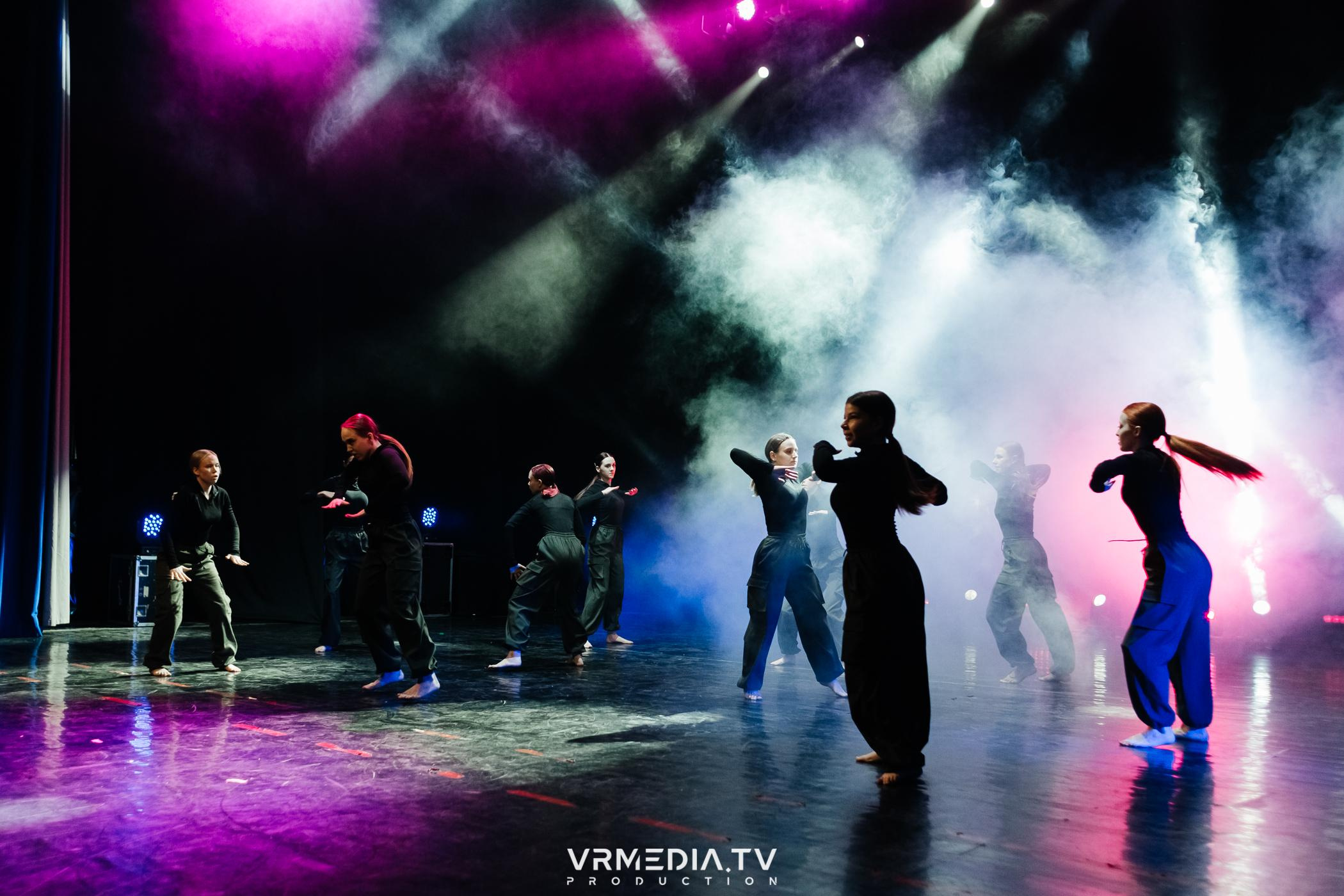 Пока все в доме