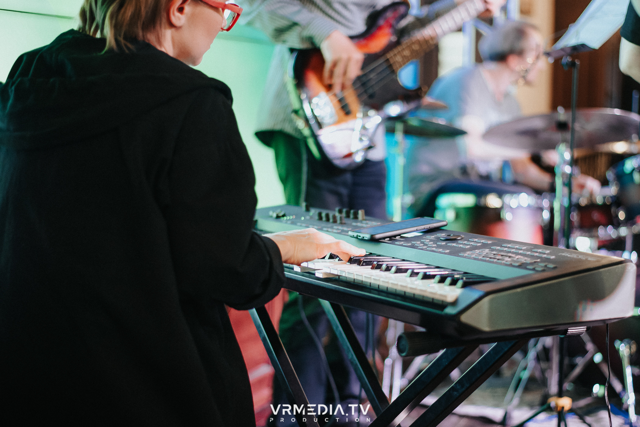 Джазовая среда: JAM SESSION