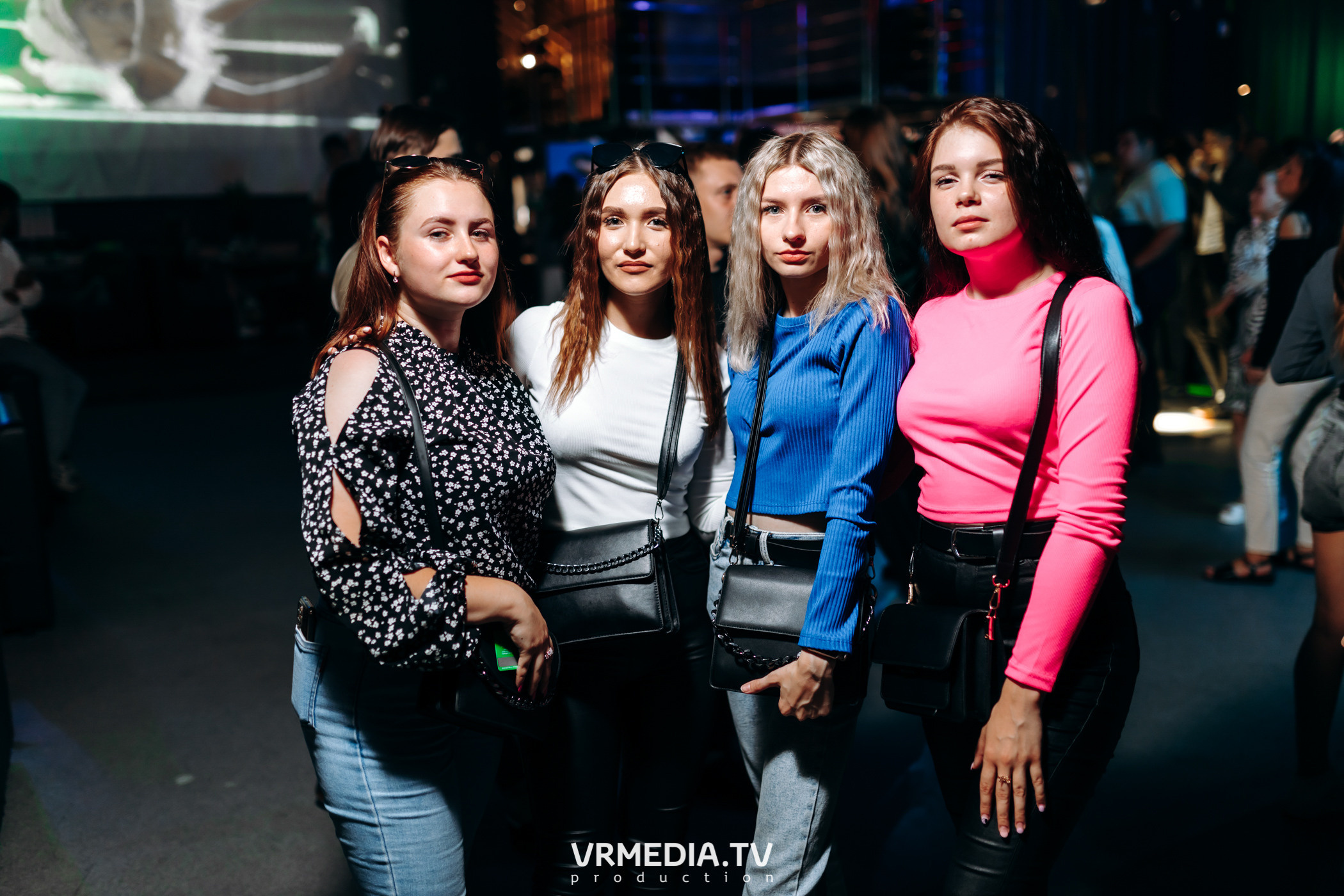 Выходные в баре «DOSKI»