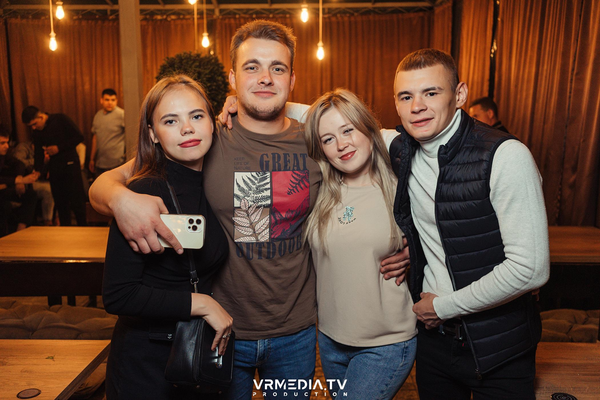 Выходные в баре «DOSKI»