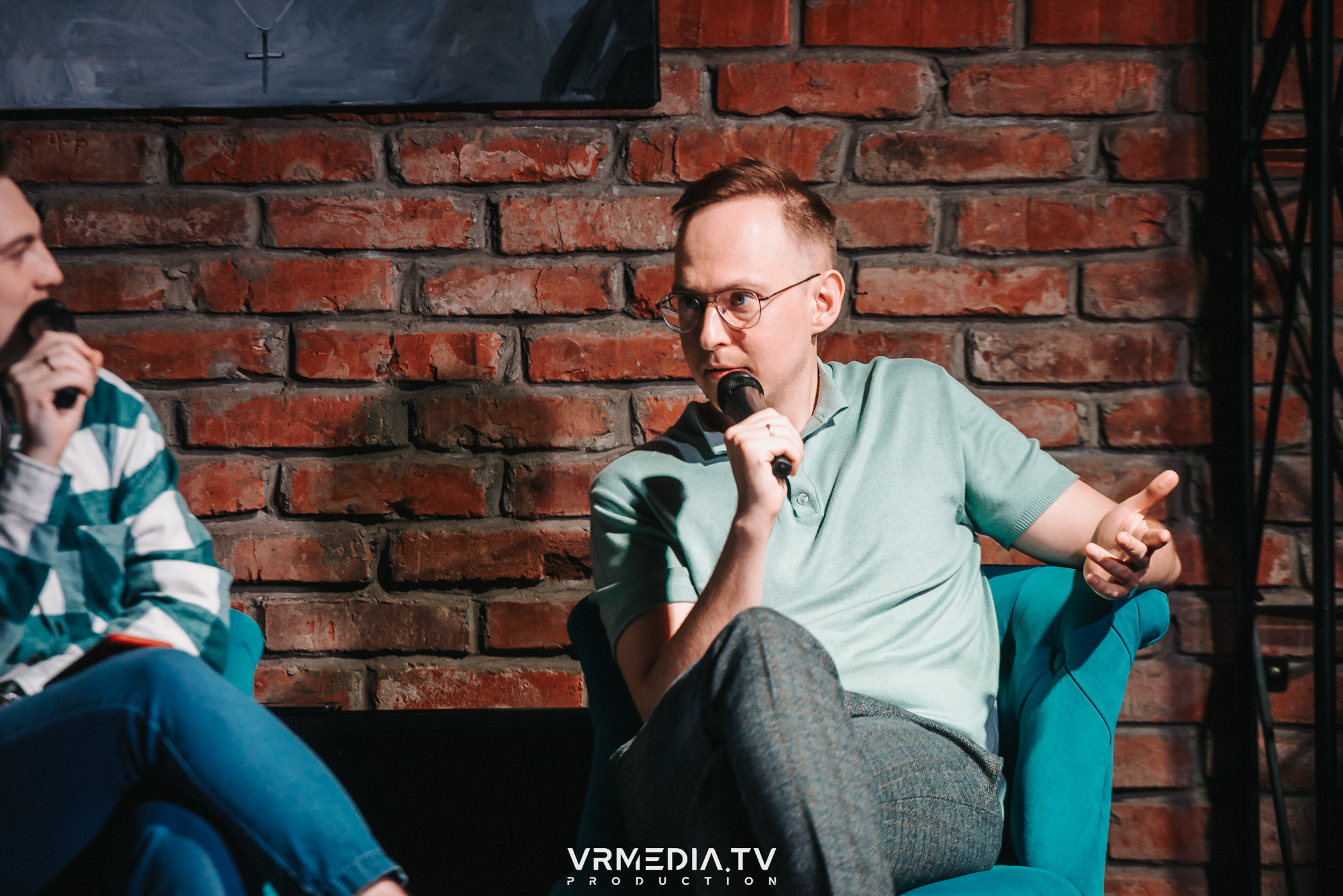 «ДАВАЙ ЧЕСТНО?» в баре-рюмочной «ТОЛК»