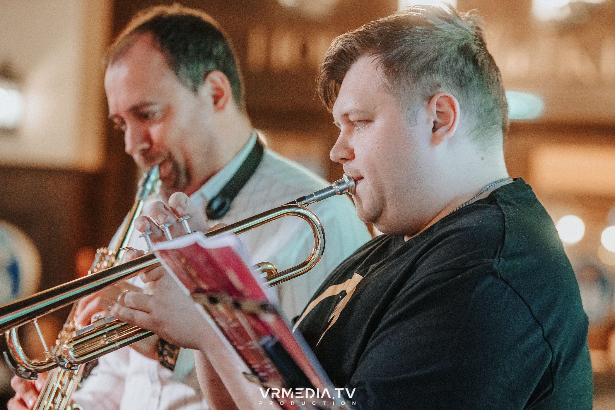 Джазовая среда: JAM SESSION