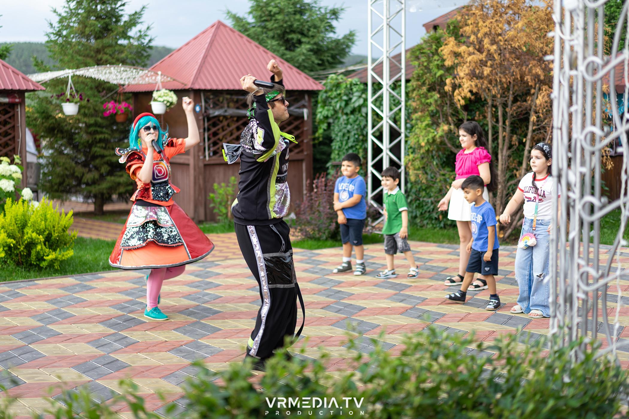 Детская вечеринка в ресторане «Лазурный Берег»