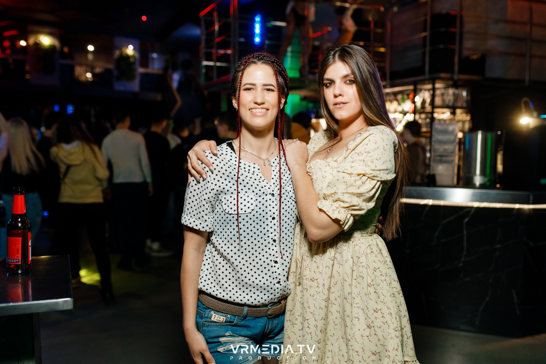 Выходные в баре «DOSKI»