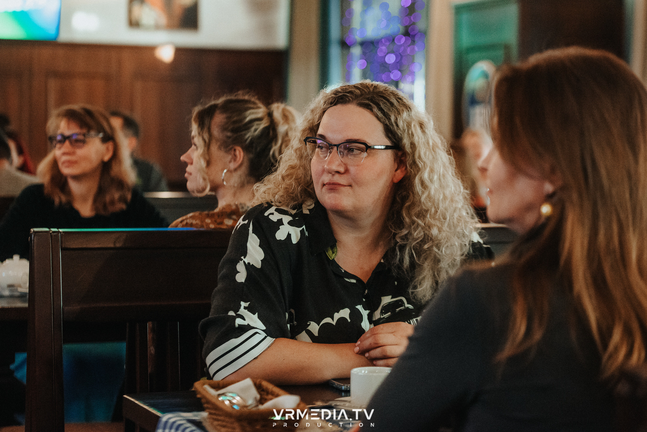 Джазовая среда: JAM SESSION