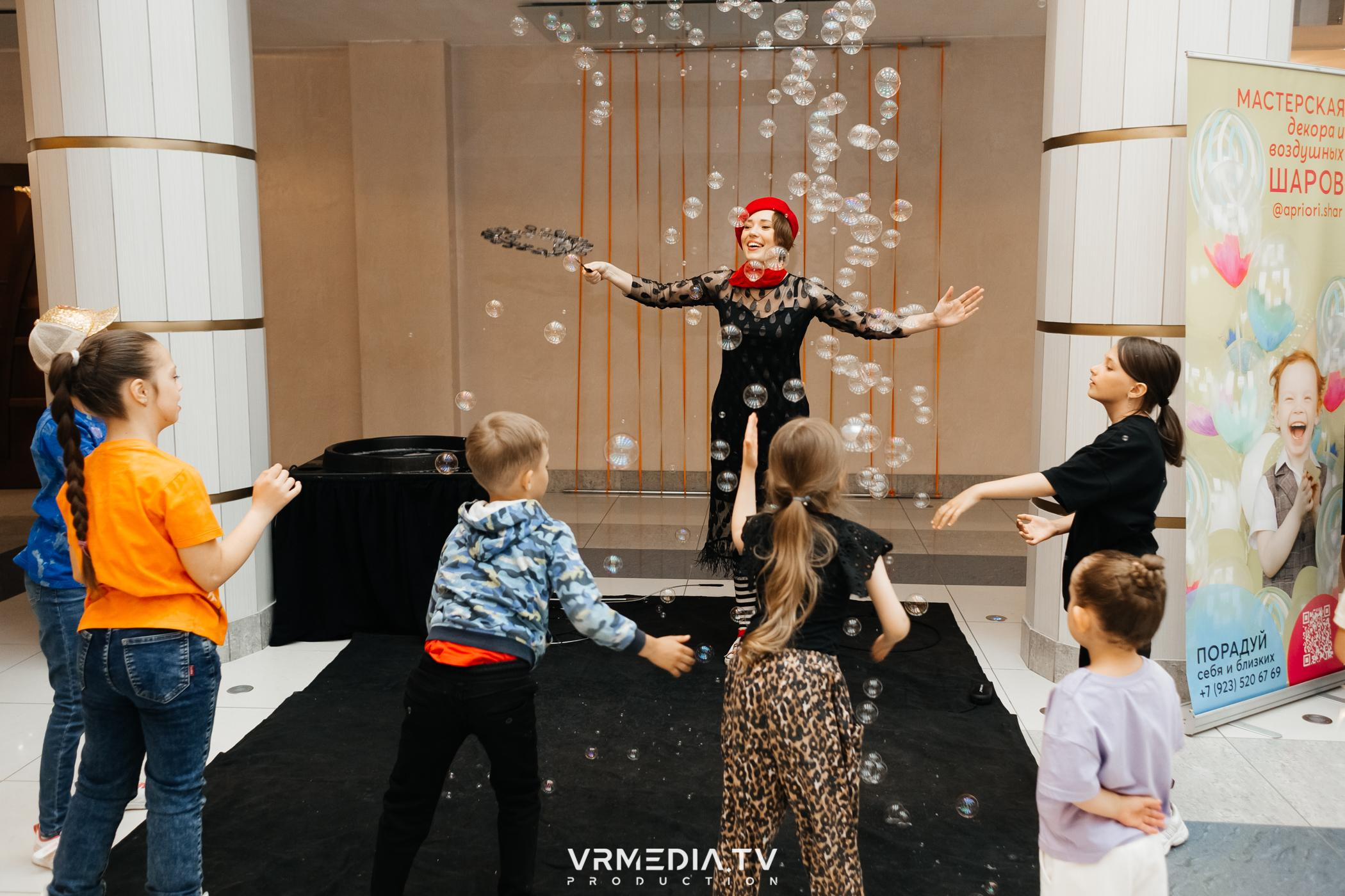 Пока все в доме