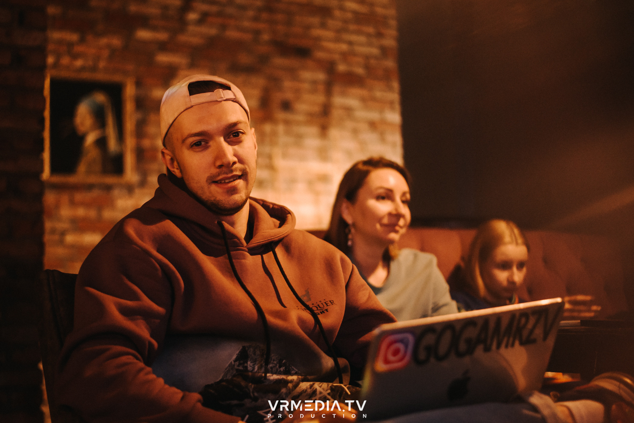 «ДАВАЙ ЧЕСТНО?» в баре-рюмочной «ТОЛК»