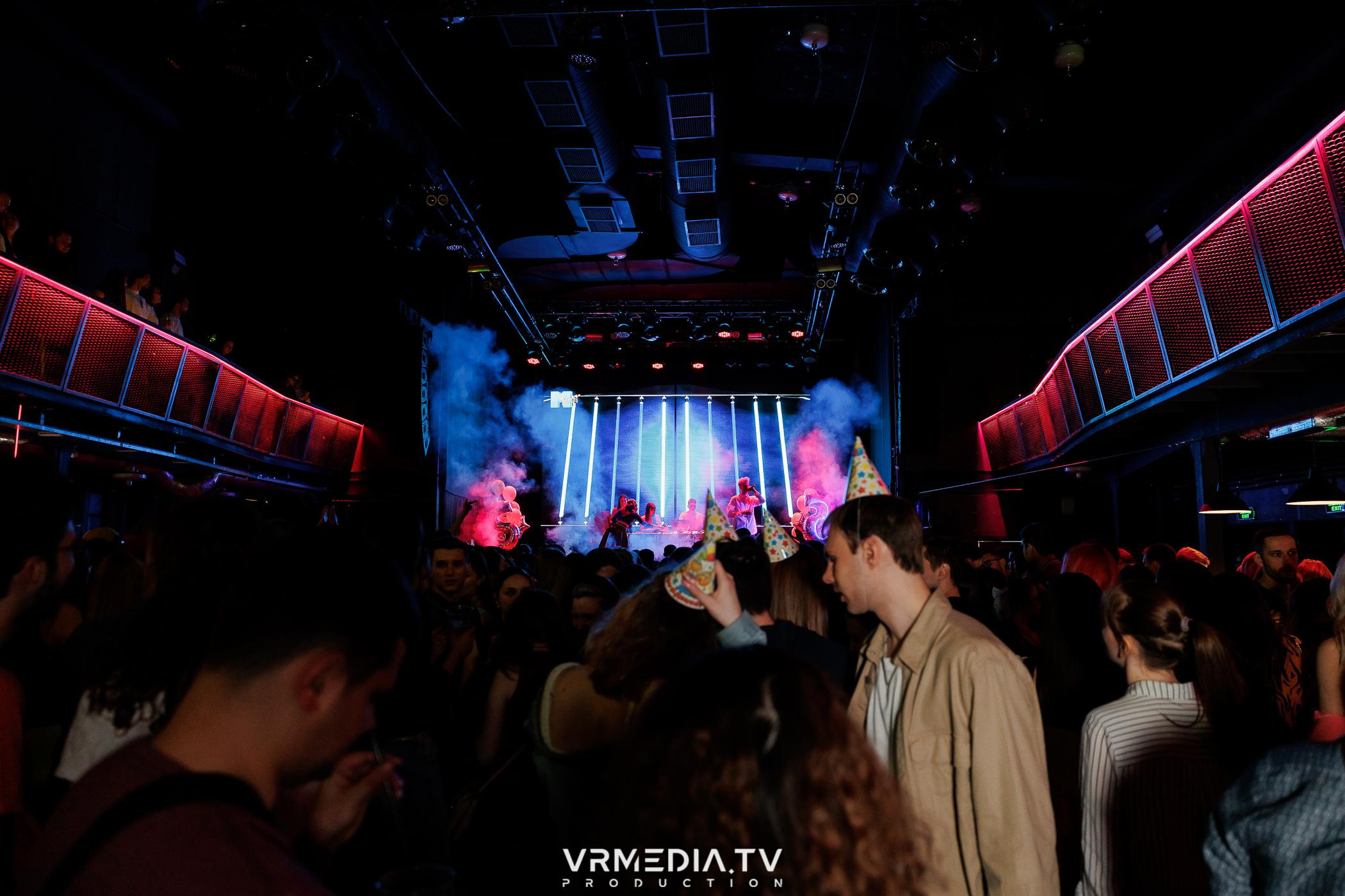 Молодость простит! 5 лет!