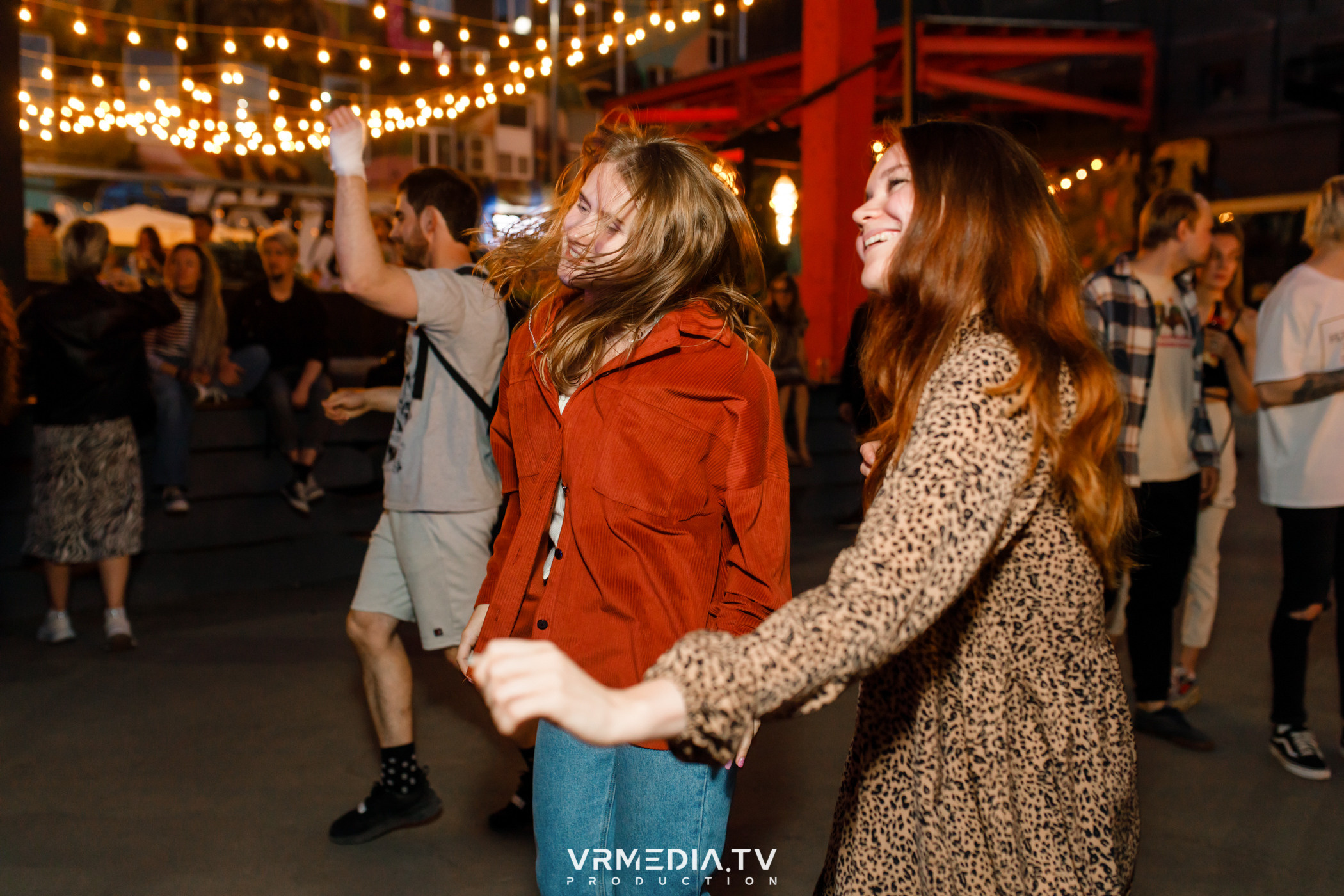 XVIII открытый городской рок-фестиваль «Над землёй» в культурном прост