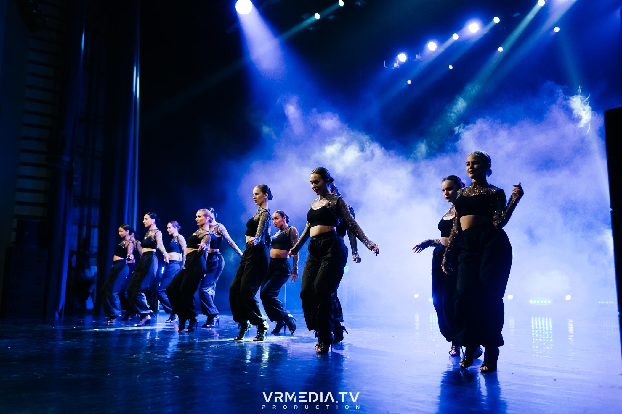 Пока все в доме