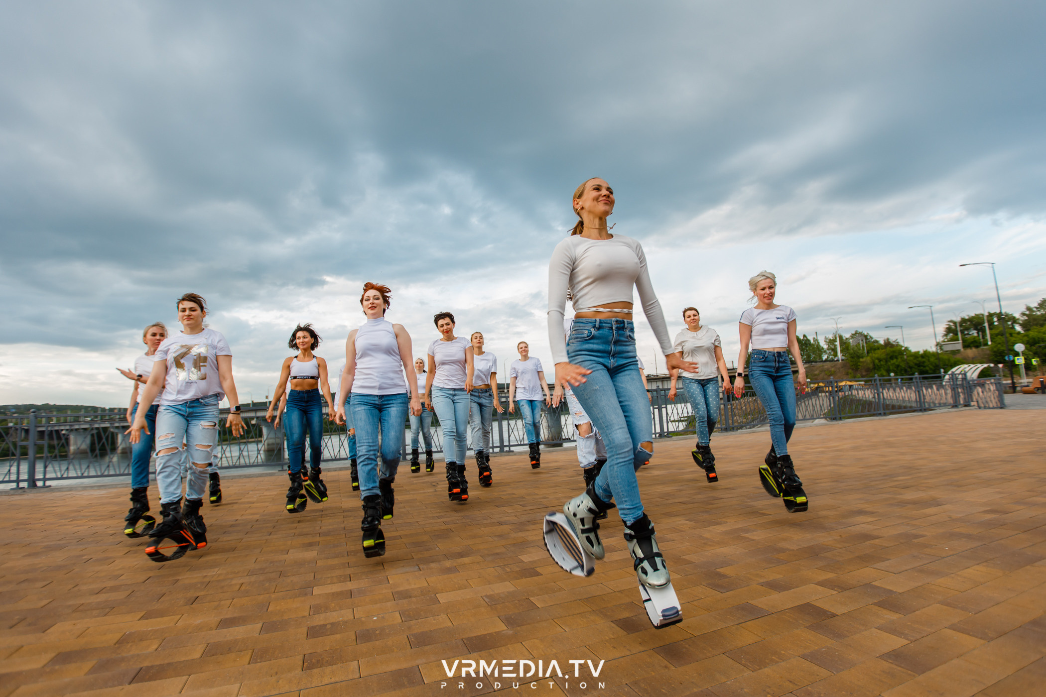 Открытая тренировка «Kangoo jumps»