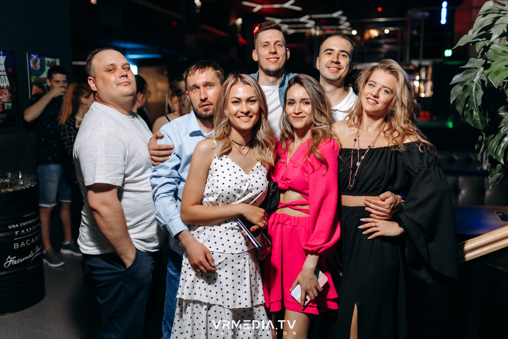 Выходные в баре «DOSKI»