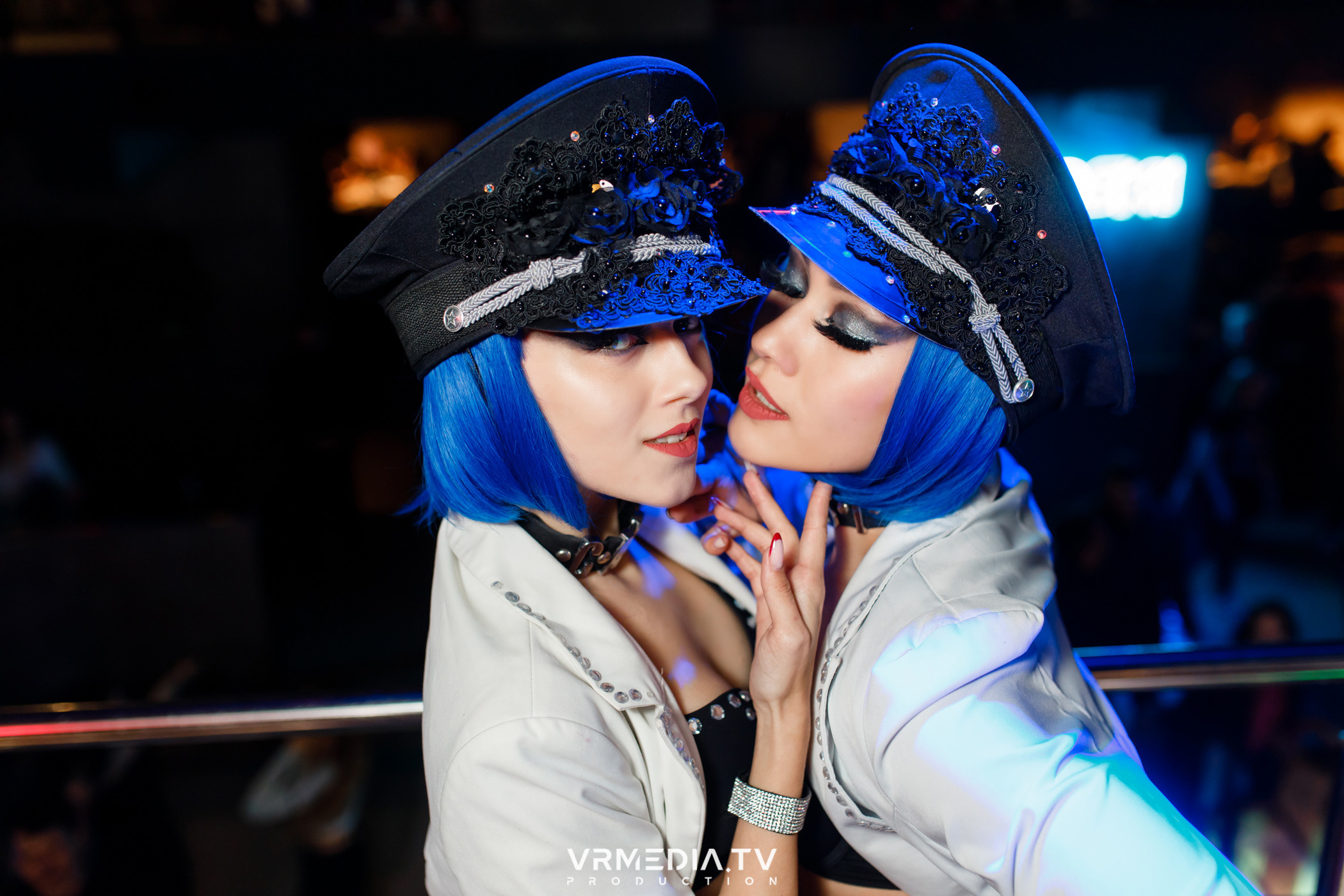 Выходные в баре «DOSKI»